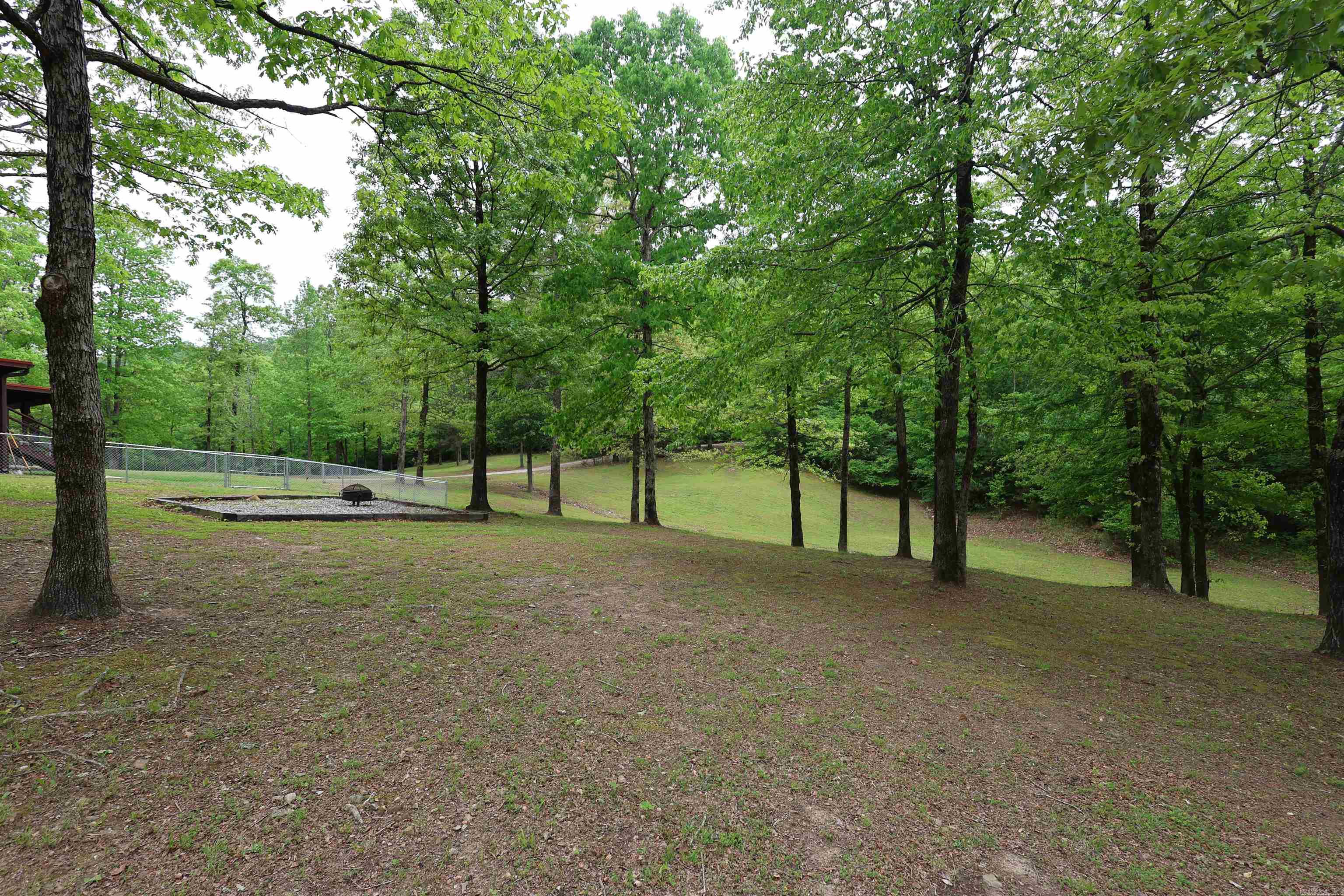 RIVERCHASE - Residential