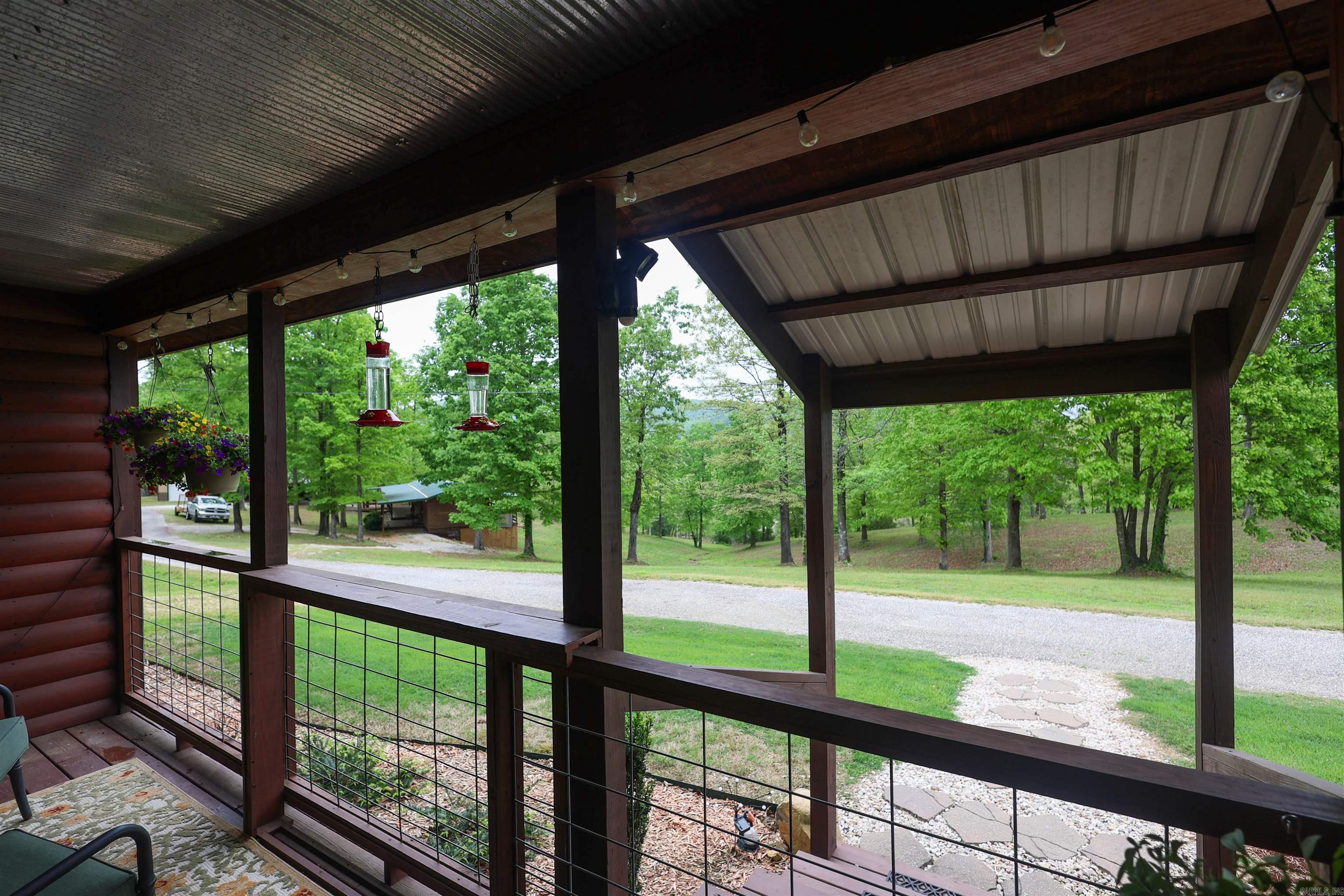 RIVERCHASE - Residential