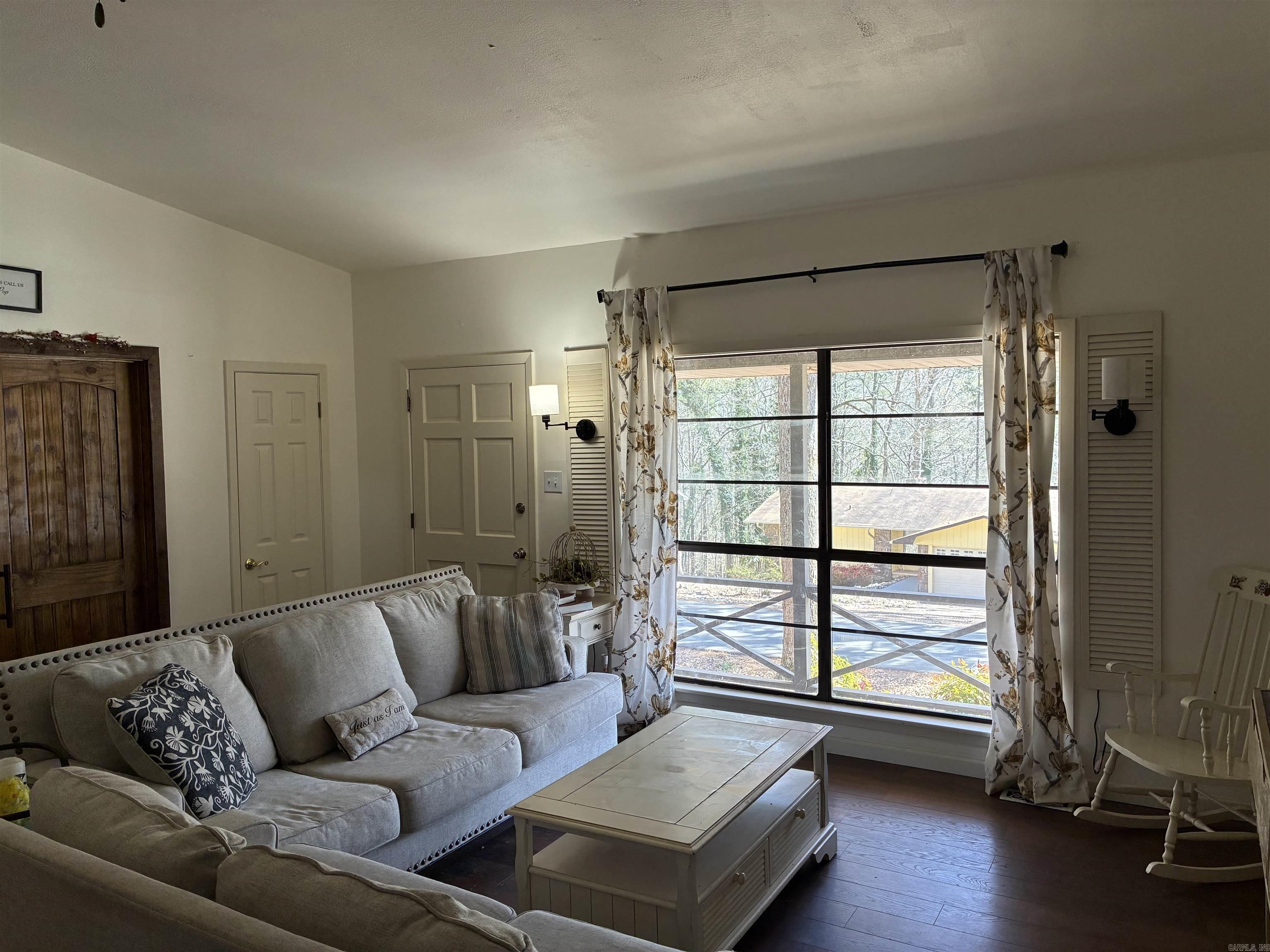 SANTA CRUZ - Residential