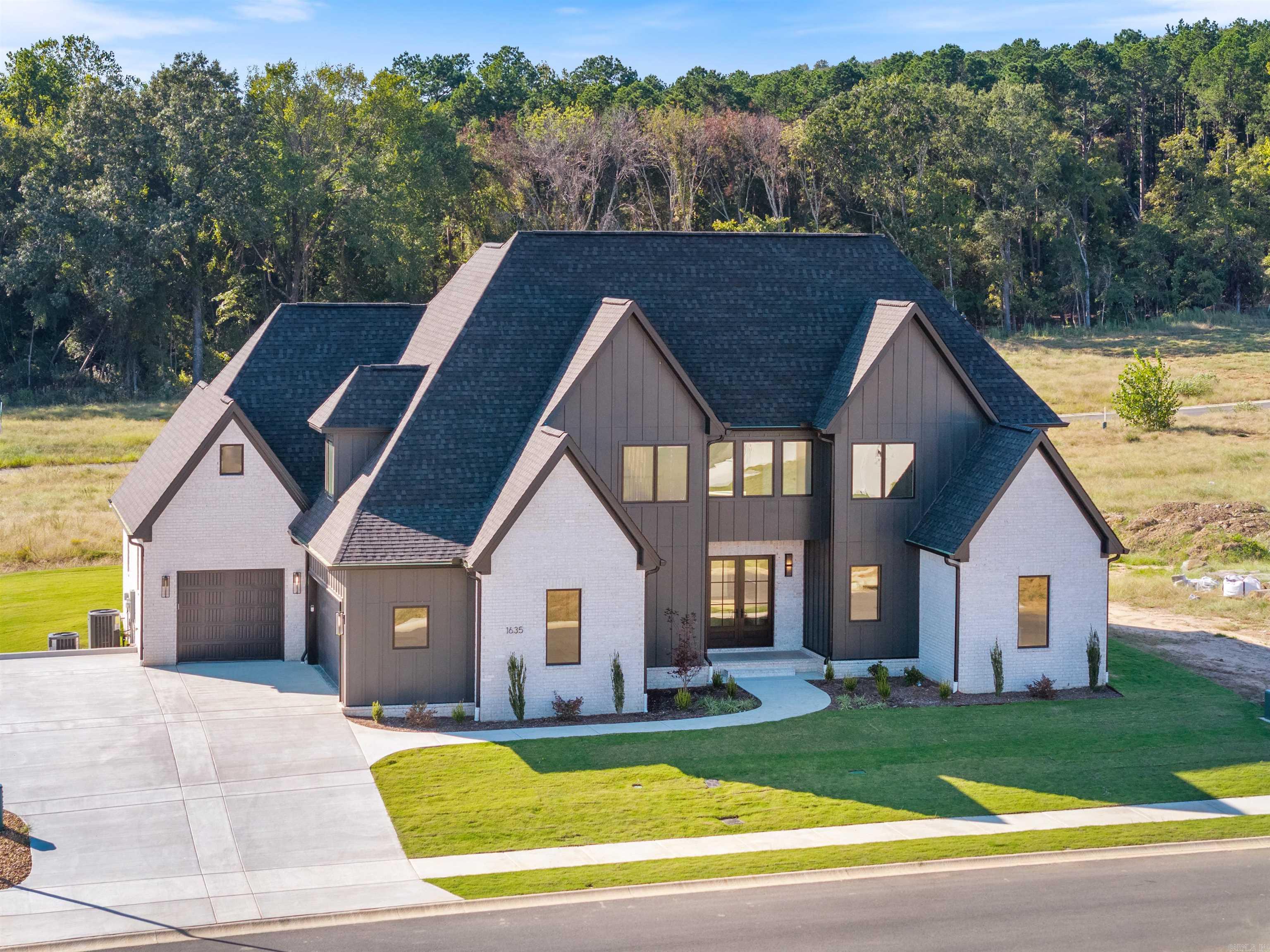 Lands End Estates - Residential
