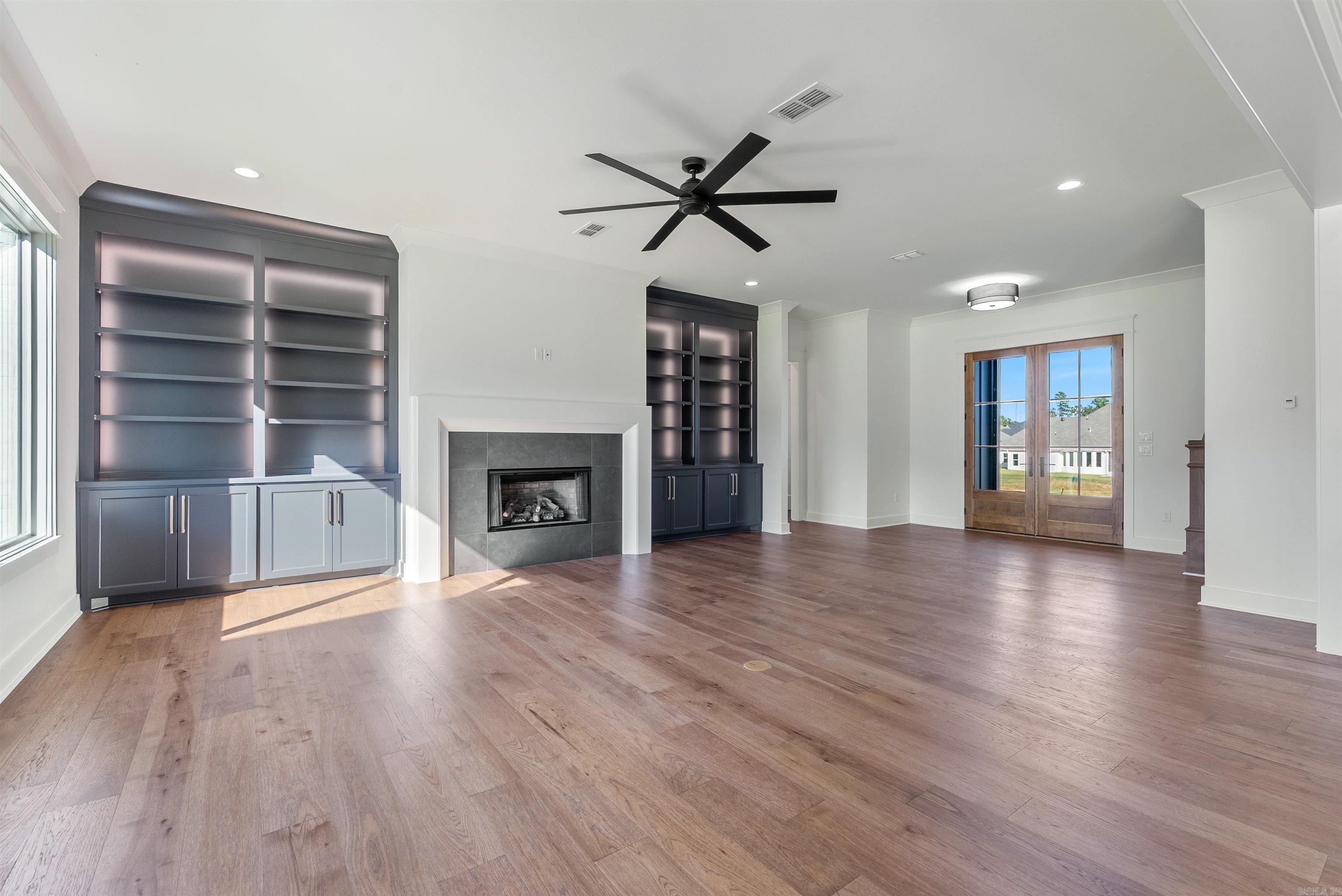 Lands End Estates - Residential