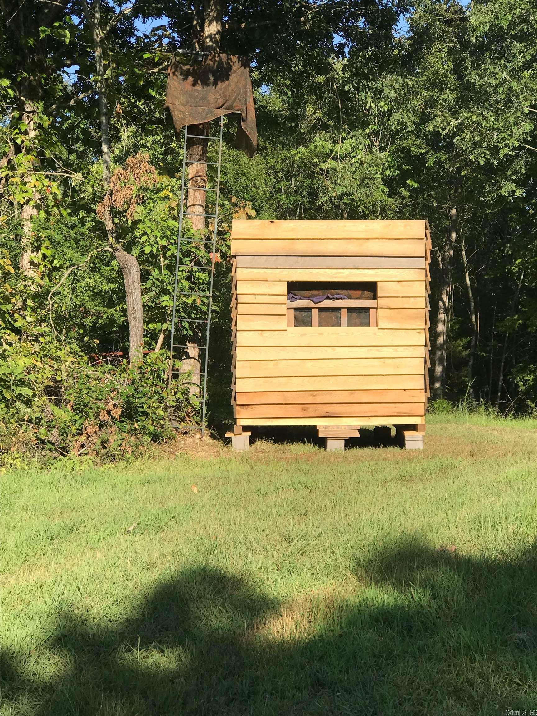 Metes & Bounds - Land