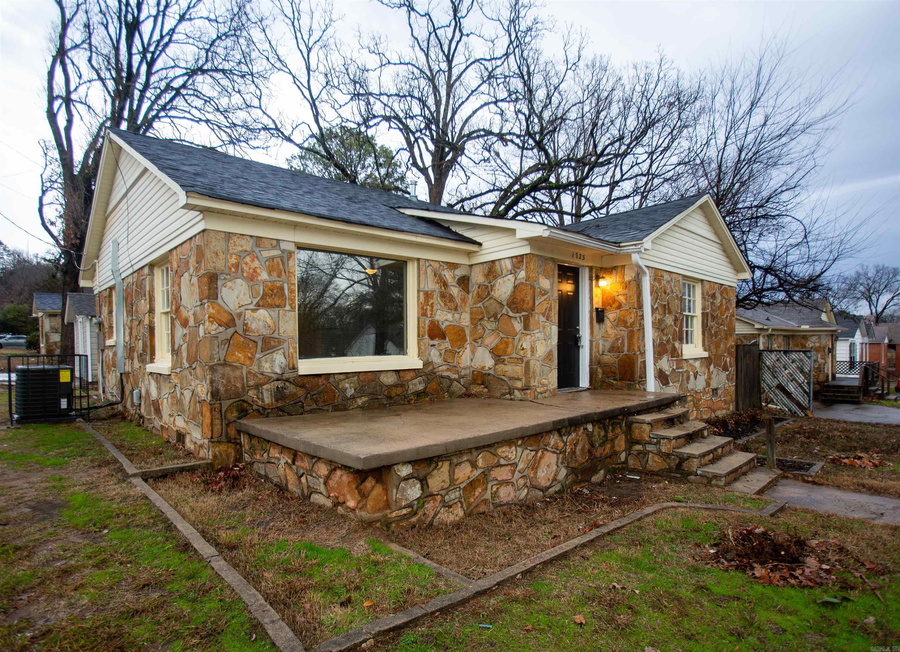 Walthour & Flake - Residential Lease