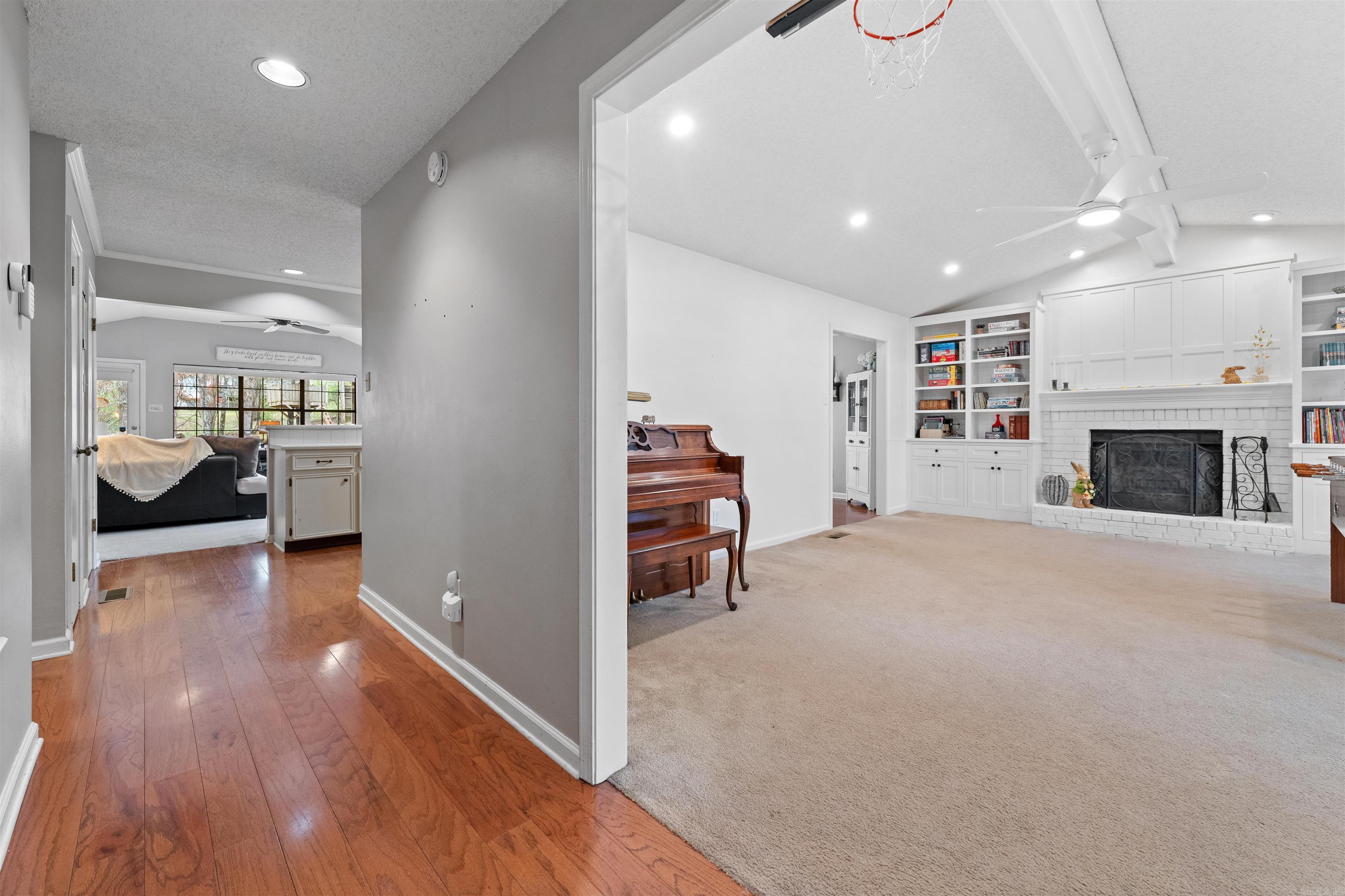 PLEASANT VIEW - Residential