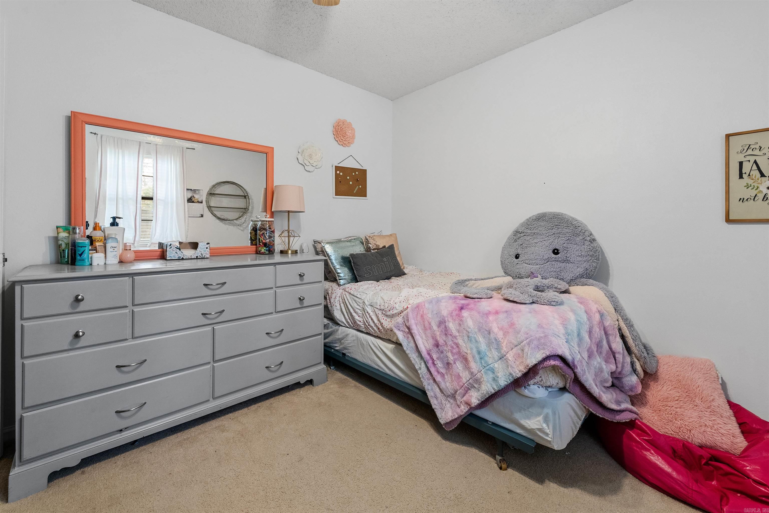 PLEASANT VIEW - Residential