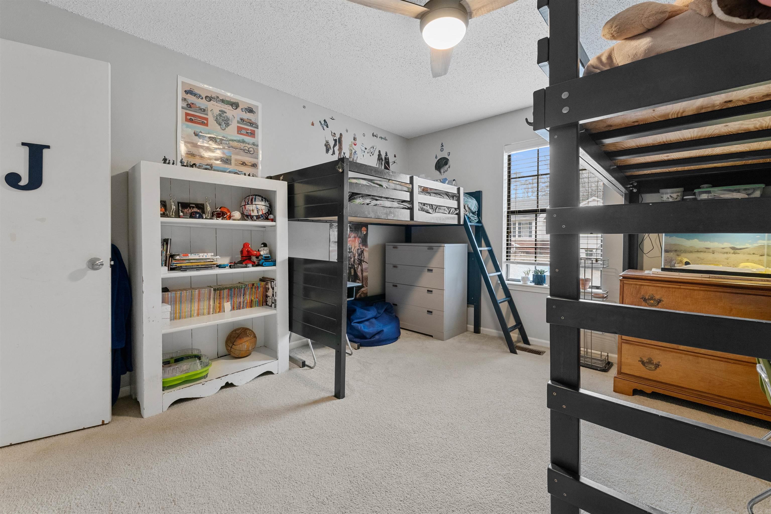 PLEASANT VIEW - Residential