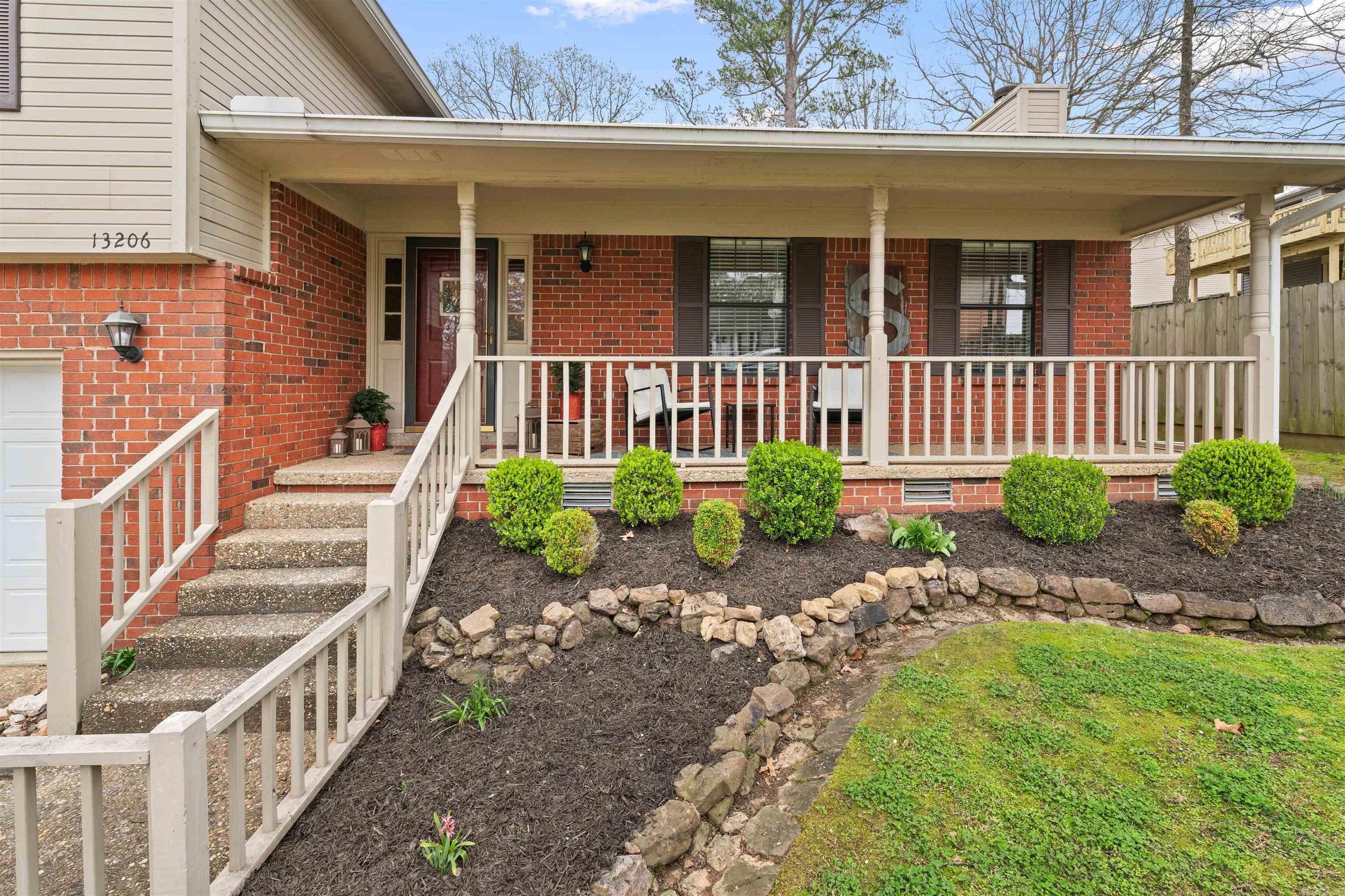 PLEASANT VIEW - Residential