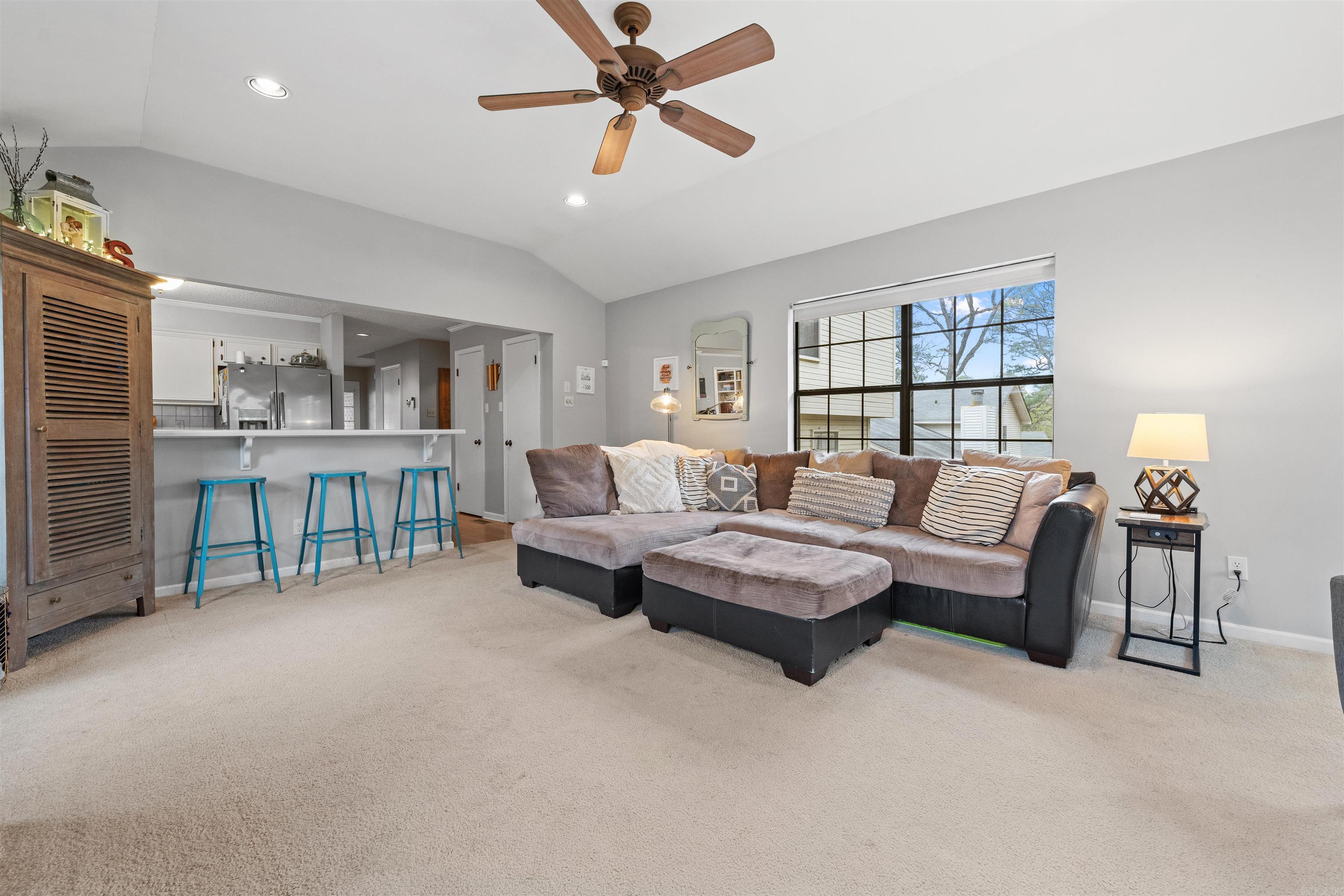 PLEASANT VIEW - Residential