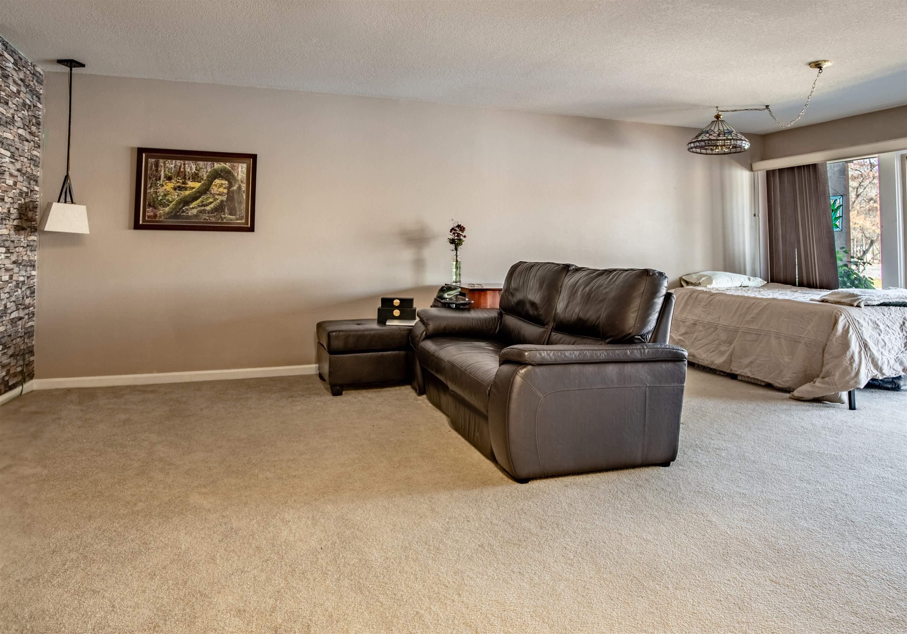 Castellon Courts #2 - Residential