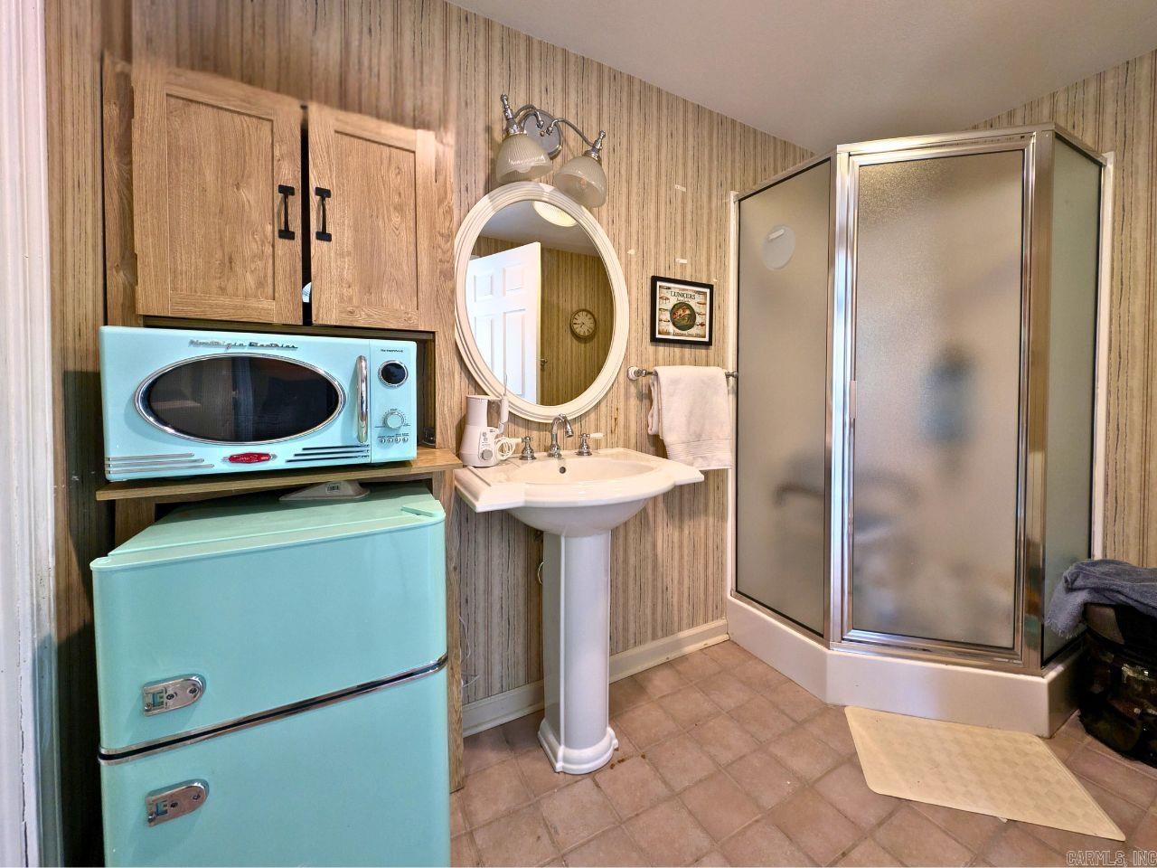 Castellon Courts #2 - Residential