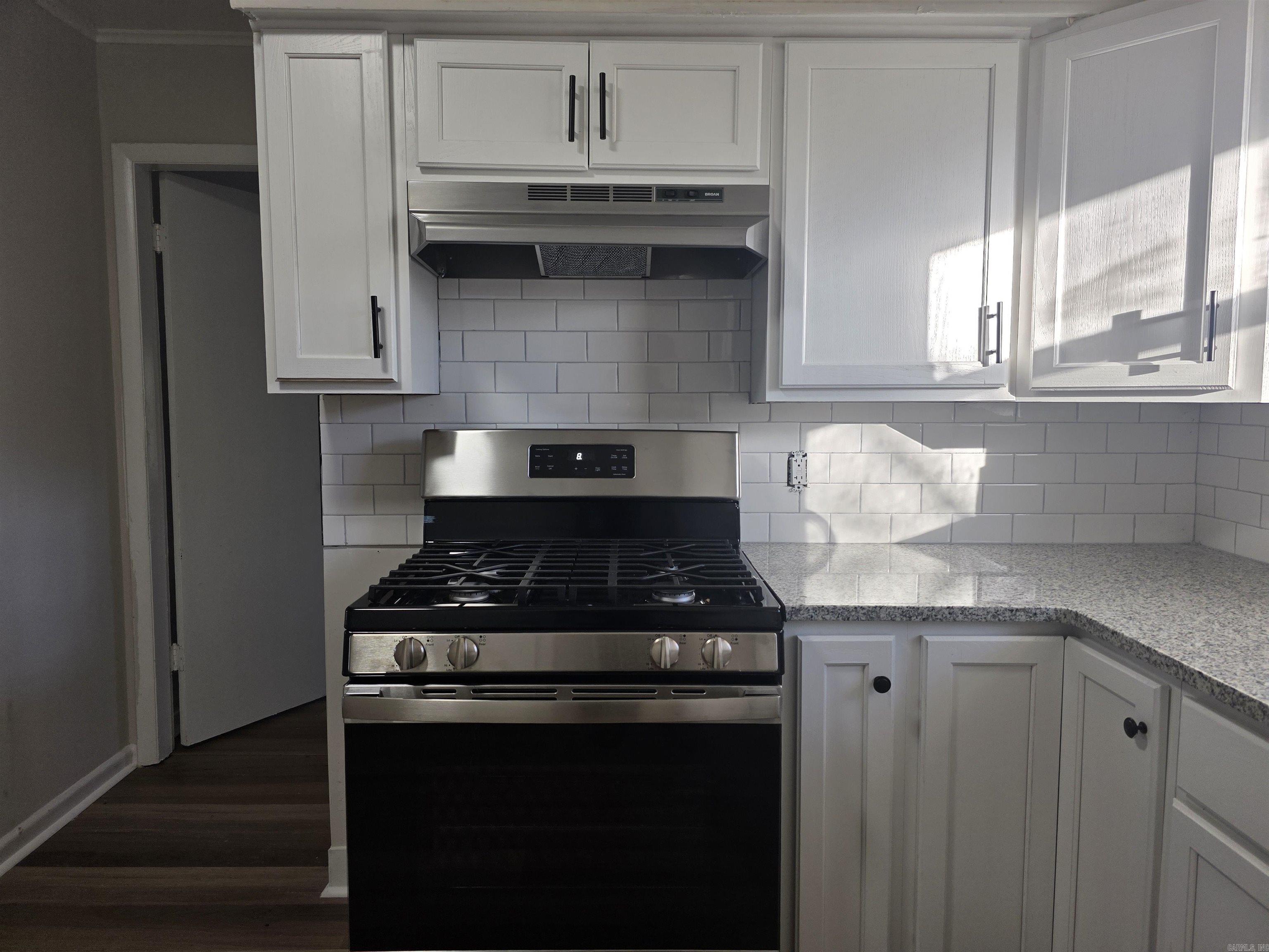 JULIE ADDN - NORTH LITTLE ROCK - Residential Lease