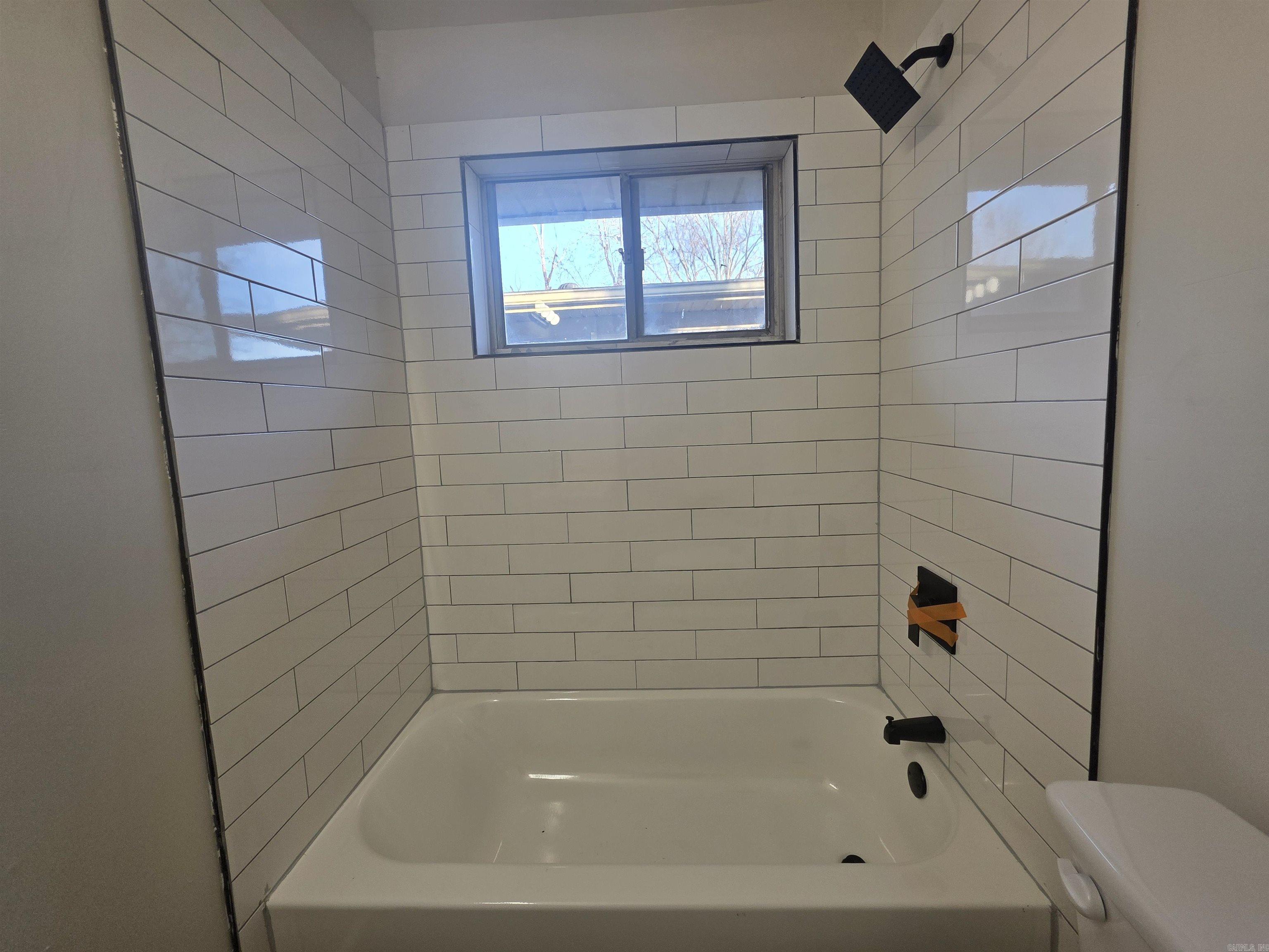 JULIE ADDN - NORTH LITTLE ROCK - Residential Lease