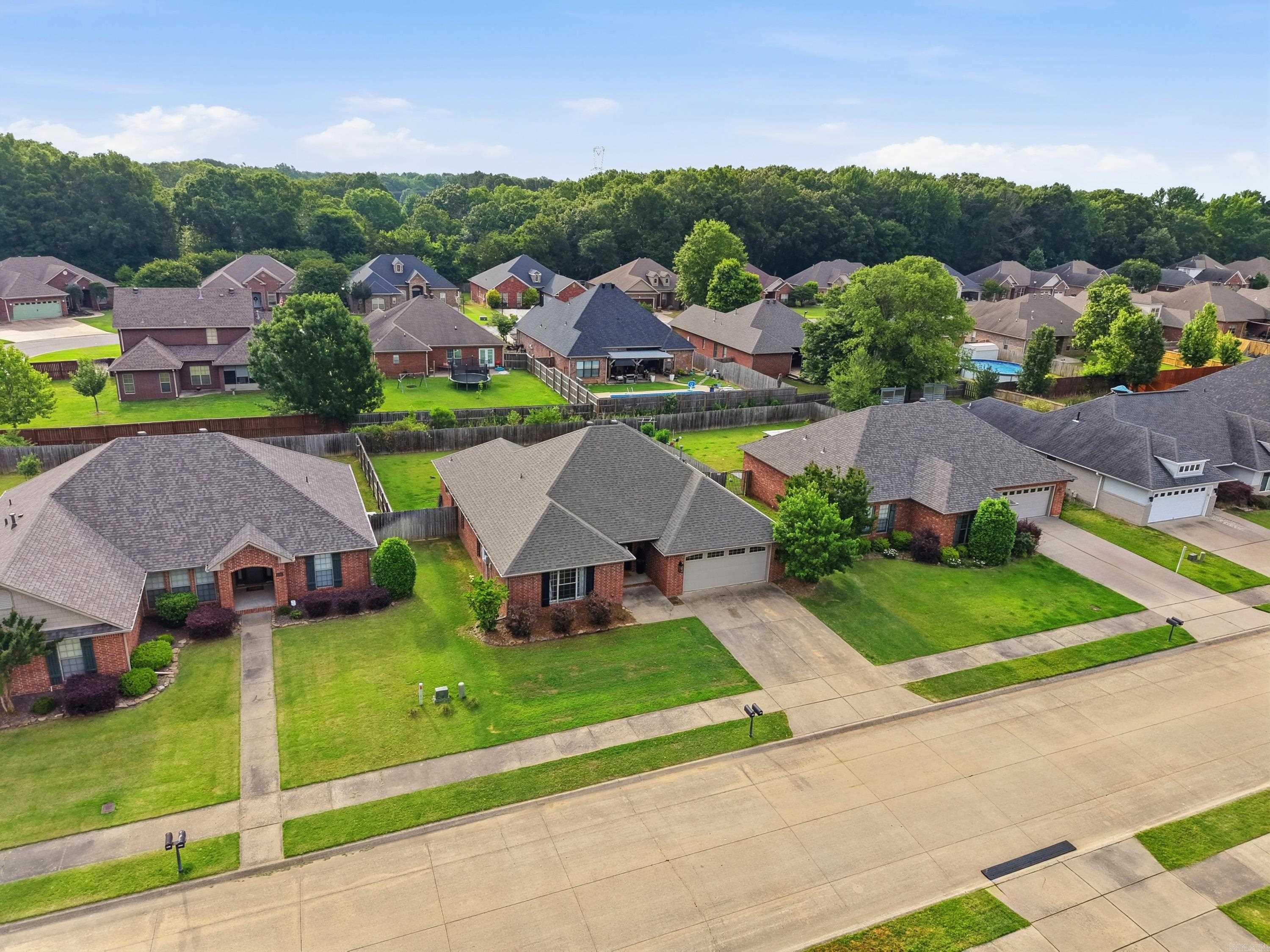 CHESTNUT MEADOWS - Residential
