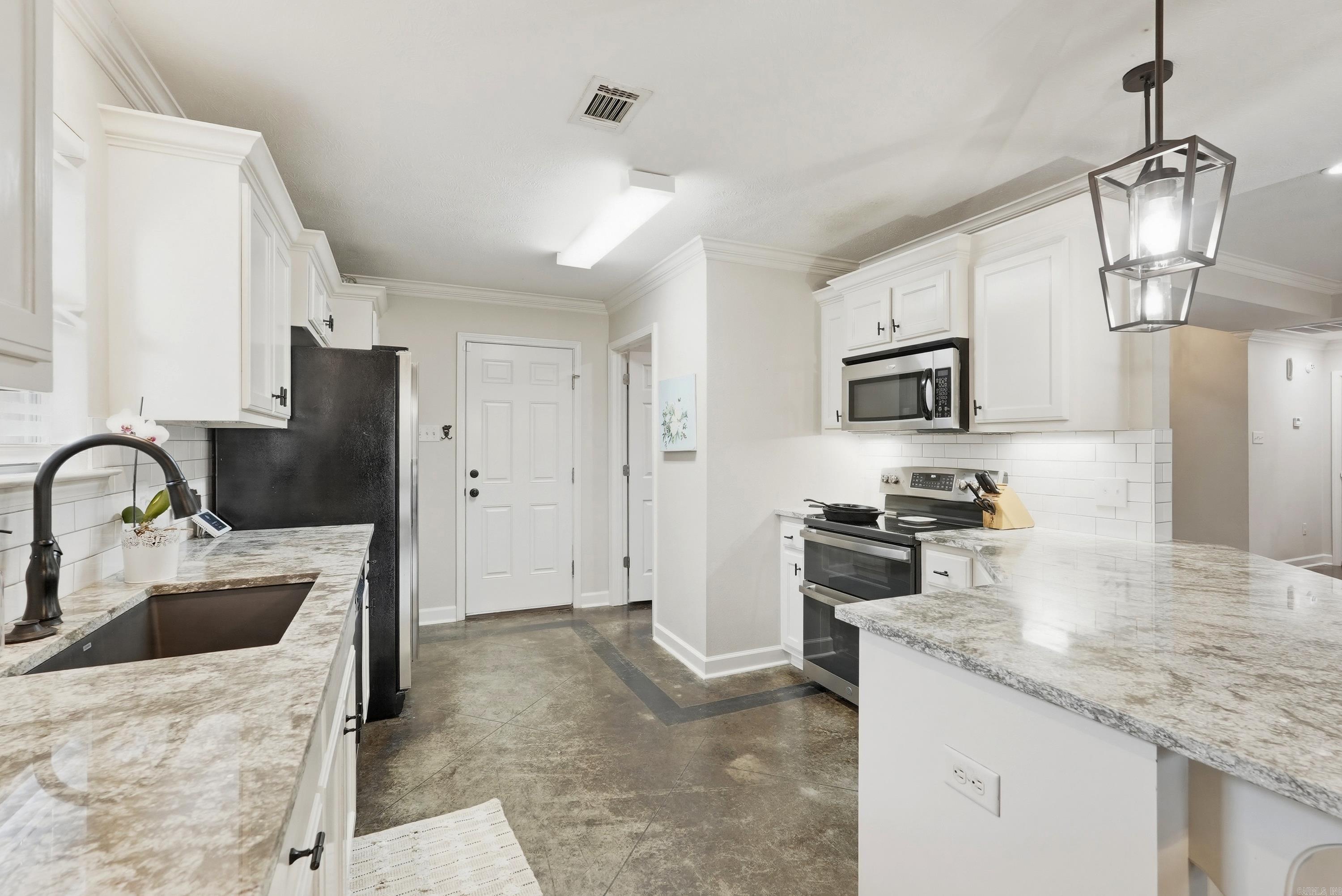 CHESTNUT MEADOWS - Residential