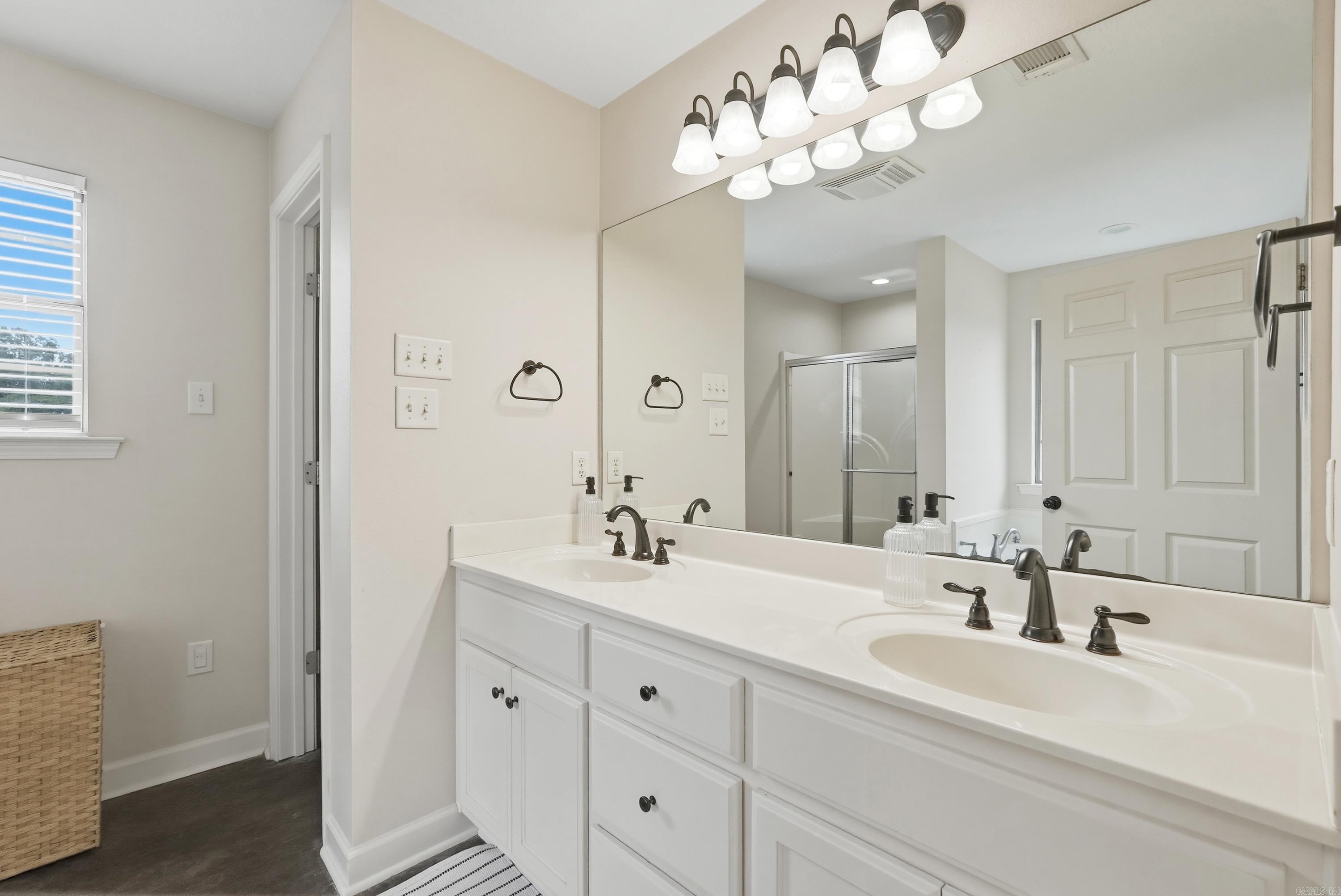 CHESTNUT MEADOWS - Residential