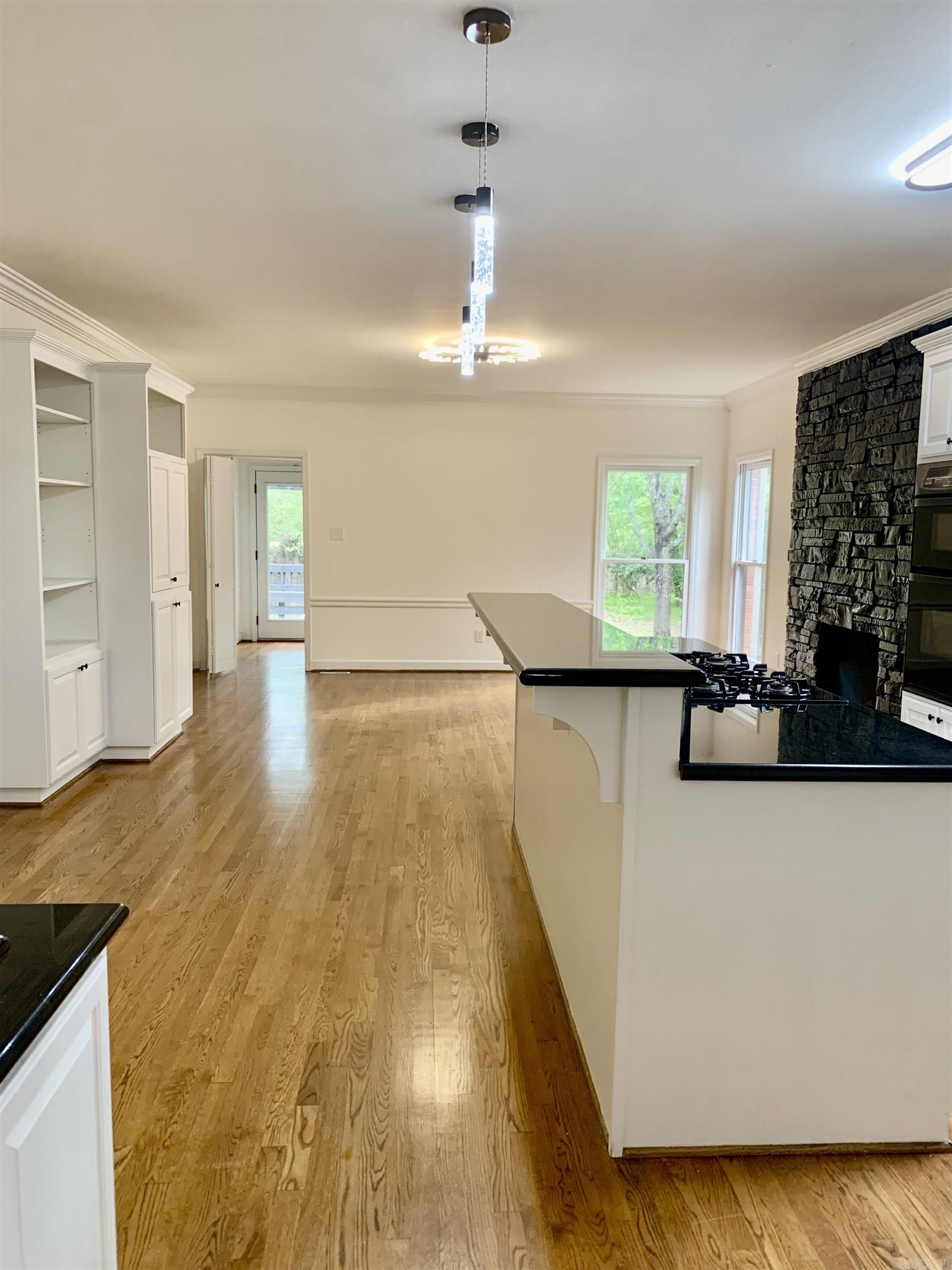 PLEASANT VALLEY ESTATES - Residential