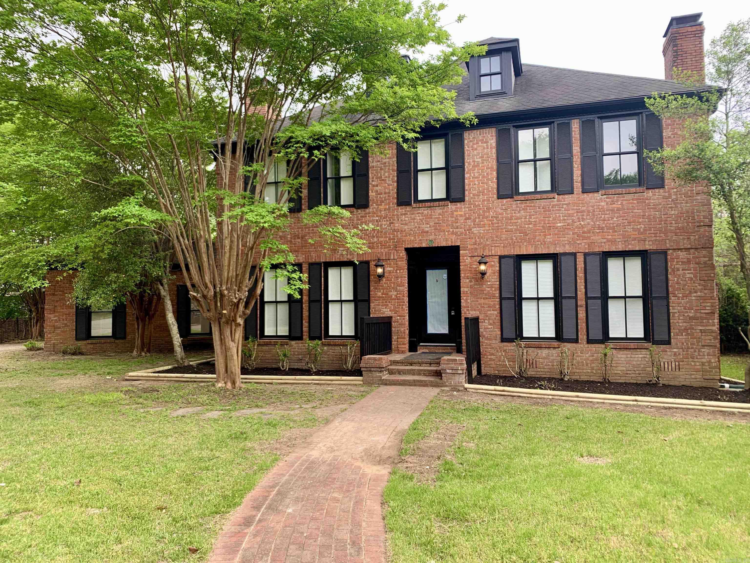 Beautiful 4 Bed, 3 1/2 Bath Brick Home**Gated Community**Great School District**Close to the Golf Curse**Lots of New Updates**New Carpet upstairs**Hardwood Floors on the Main Floor**4 Beautiful working Fireplaces**In-Ground Pool with New Liner & New Filter System**Back Deck with Gazebo**Close to HWY, Shopping & Restaurants**Agent see remarks!!!