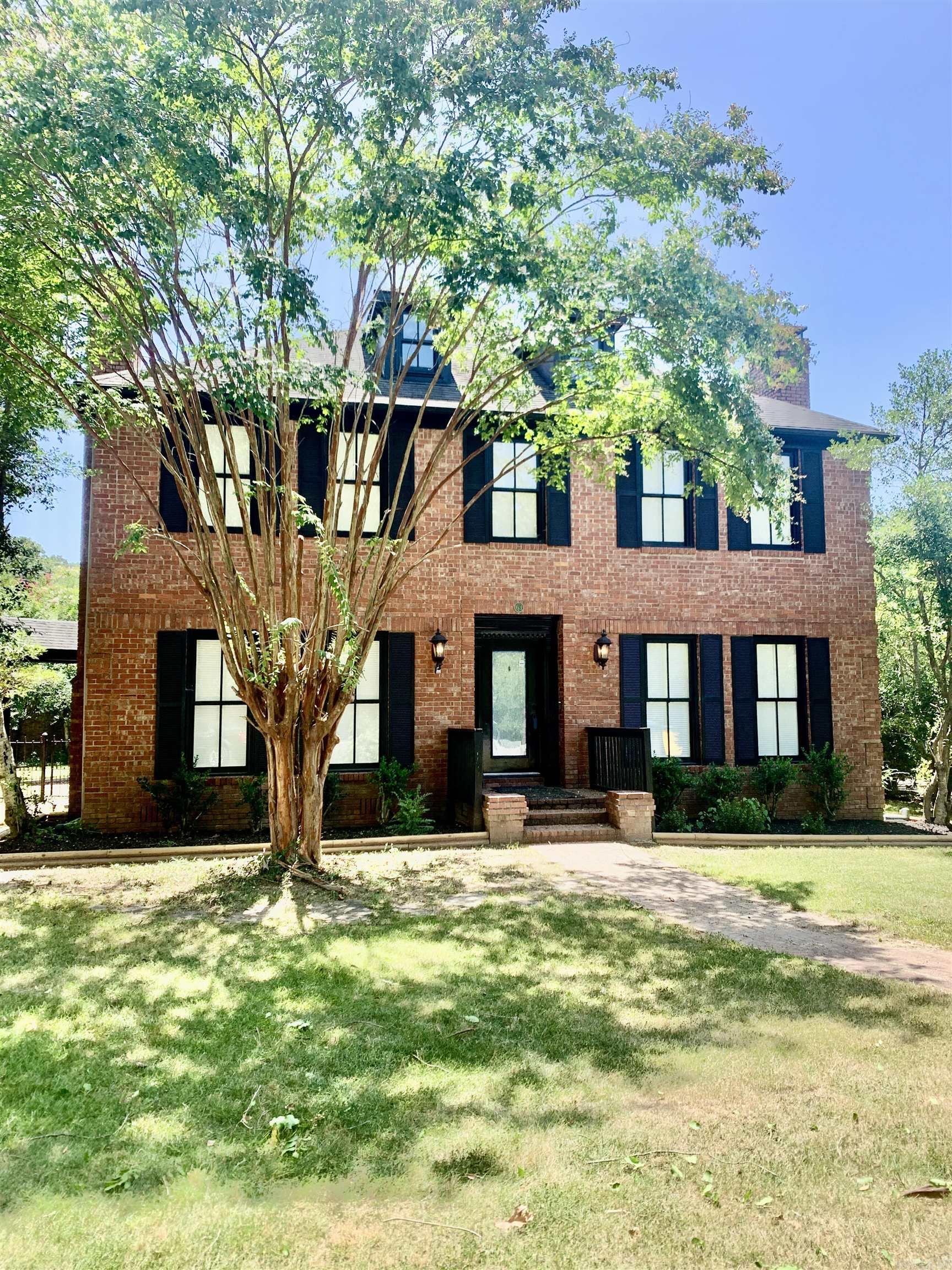 PLEASANT VALLEY ESTATES - Residential