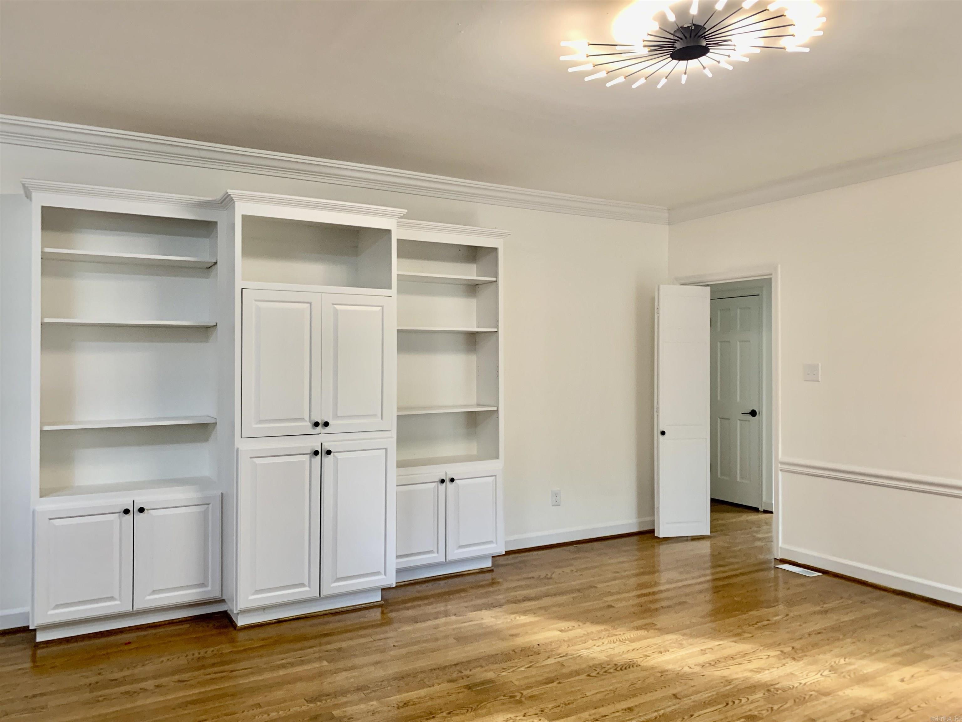 PLEASANT VALLEY ESTATES - Residential