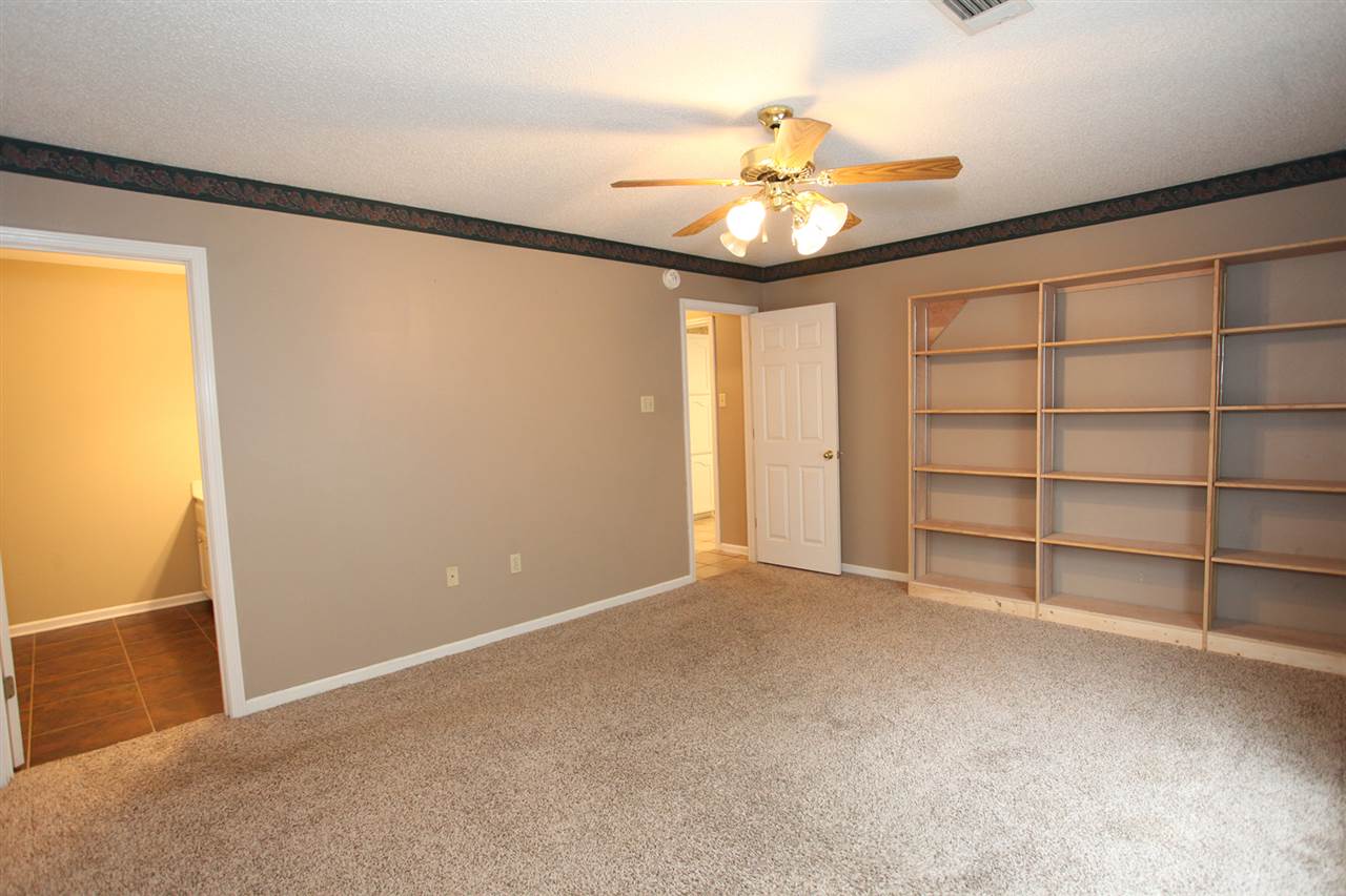 Golden Meadow - Residential