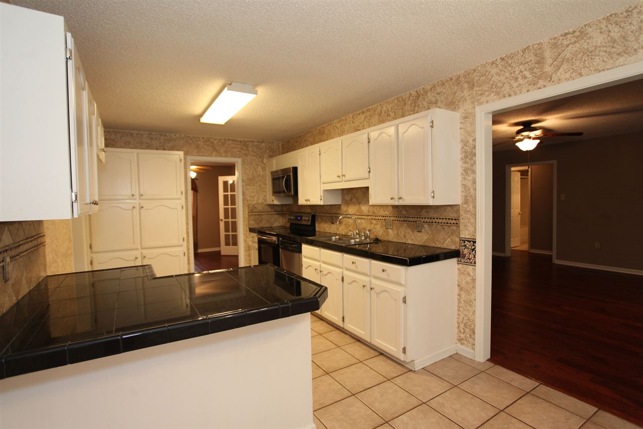 Golden Meadow - Residential