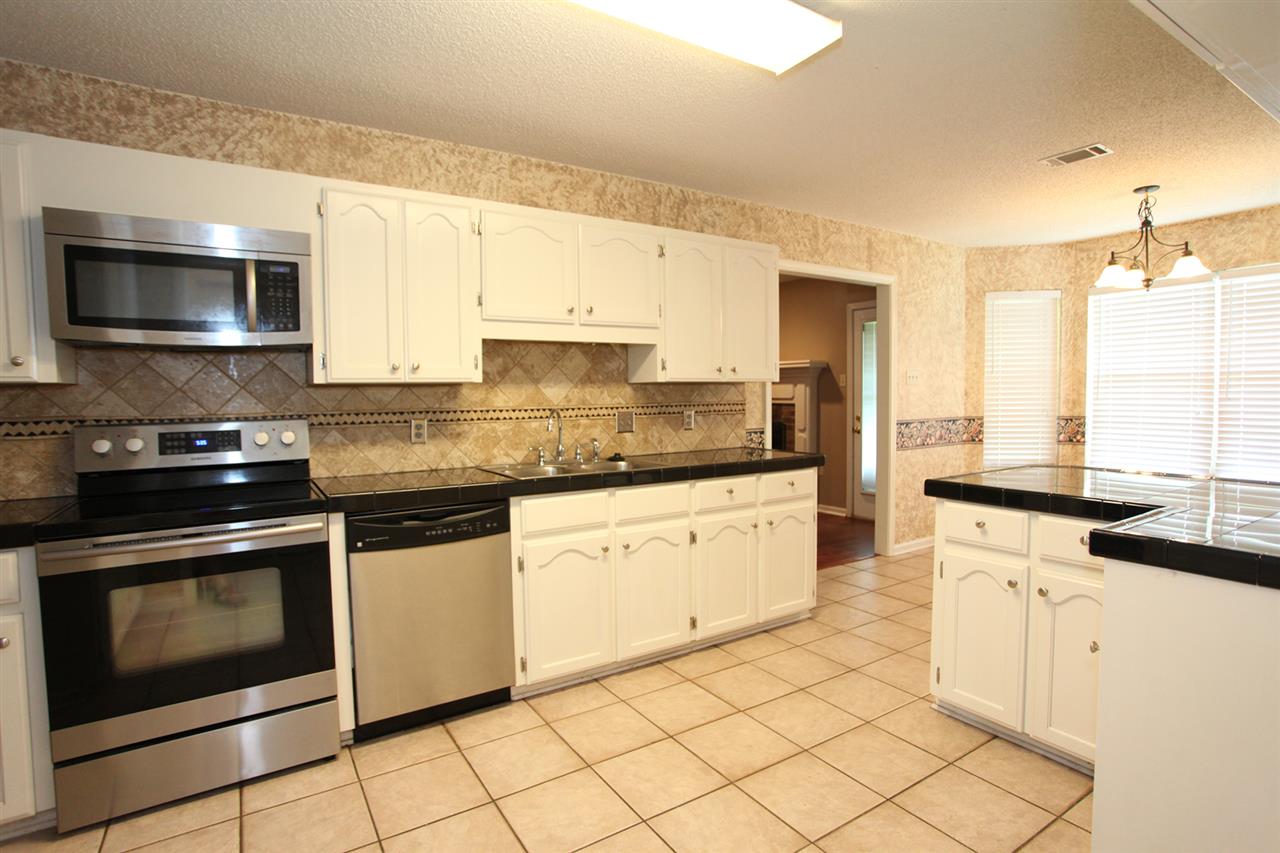 Golden Meadow - Residential