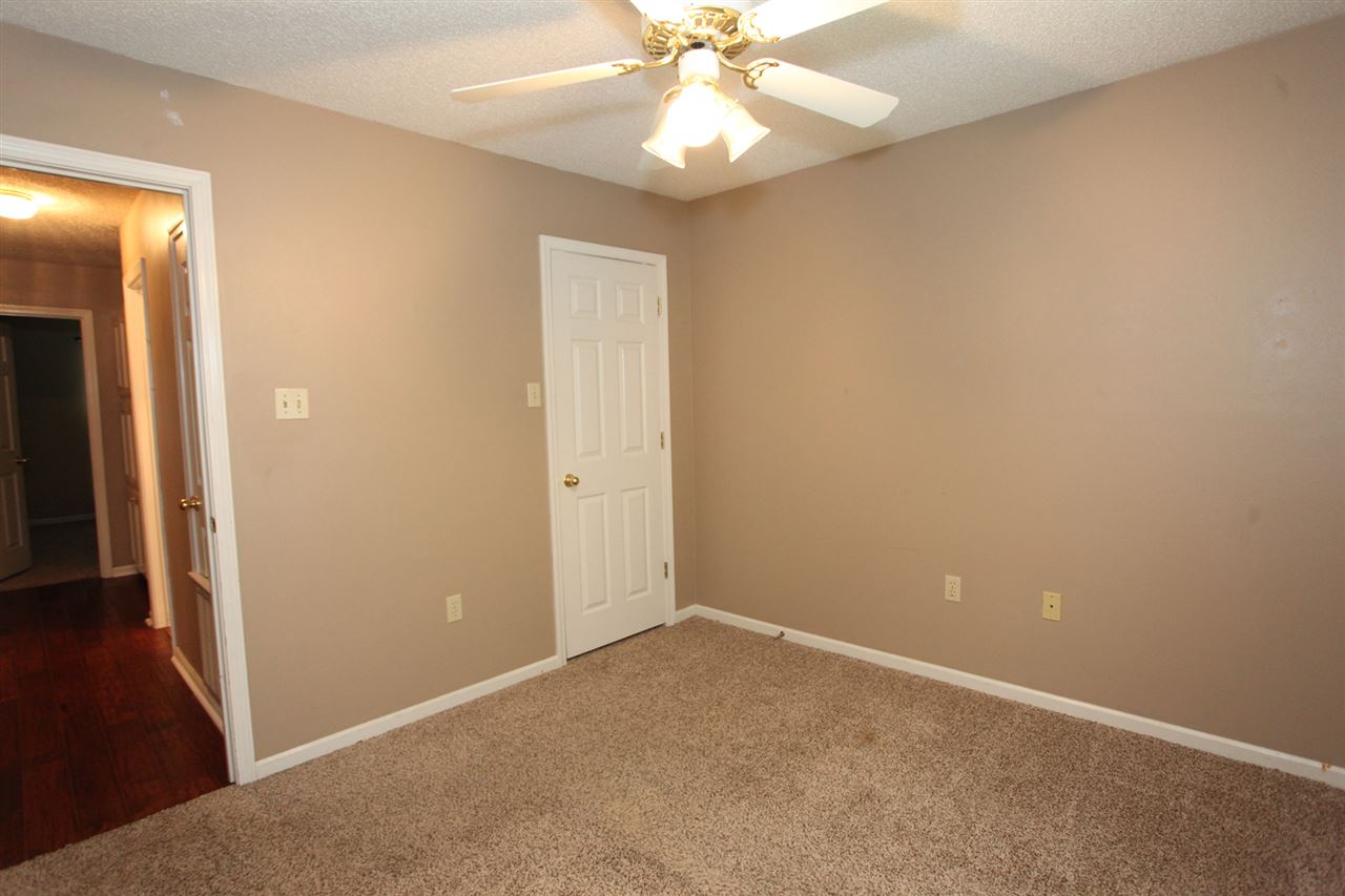 Golden Meadow - Residential