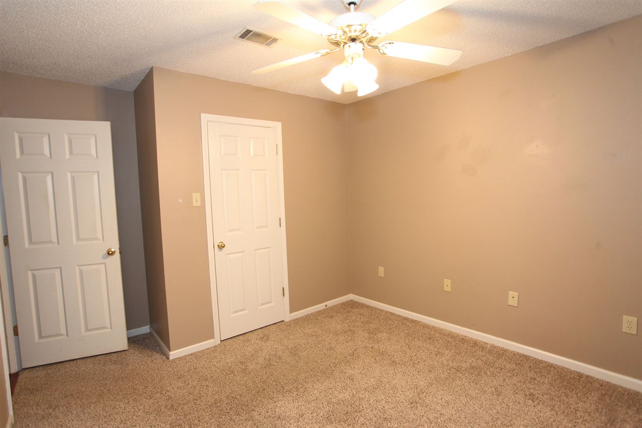 Golden Meadow - Residential