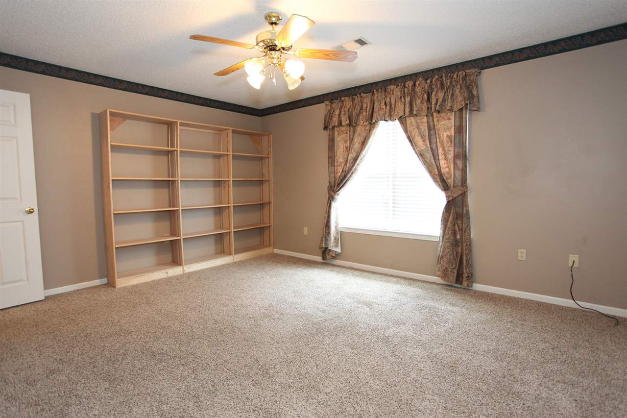 Golden Meadow - Residential