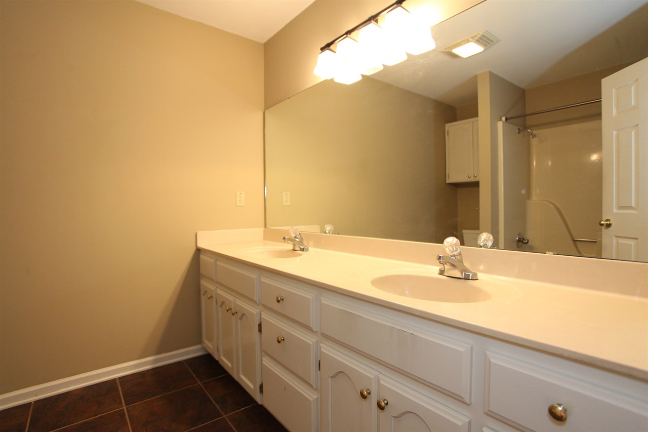 Golden Meadow - Residential