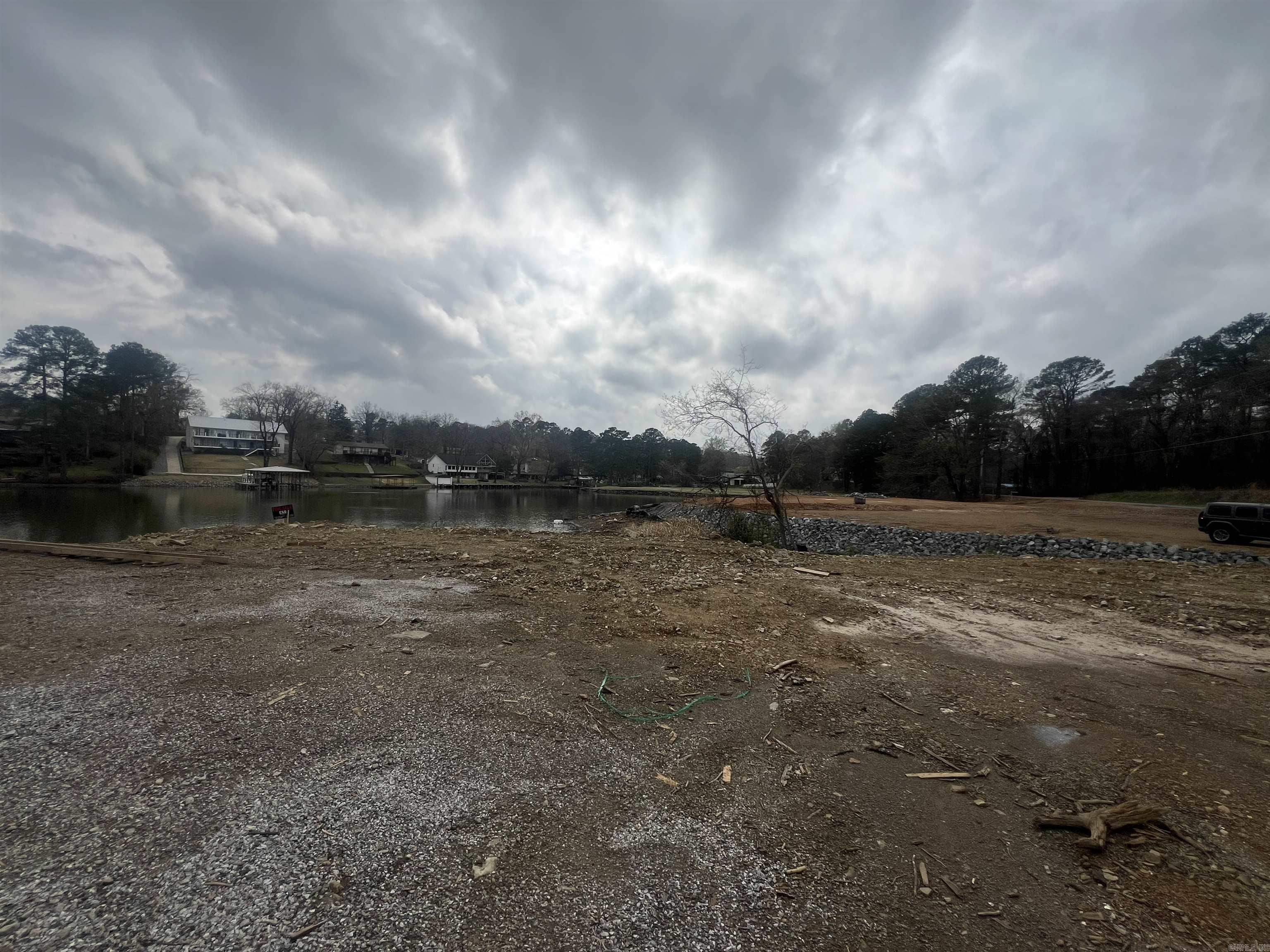 Lake Hamilton - Land