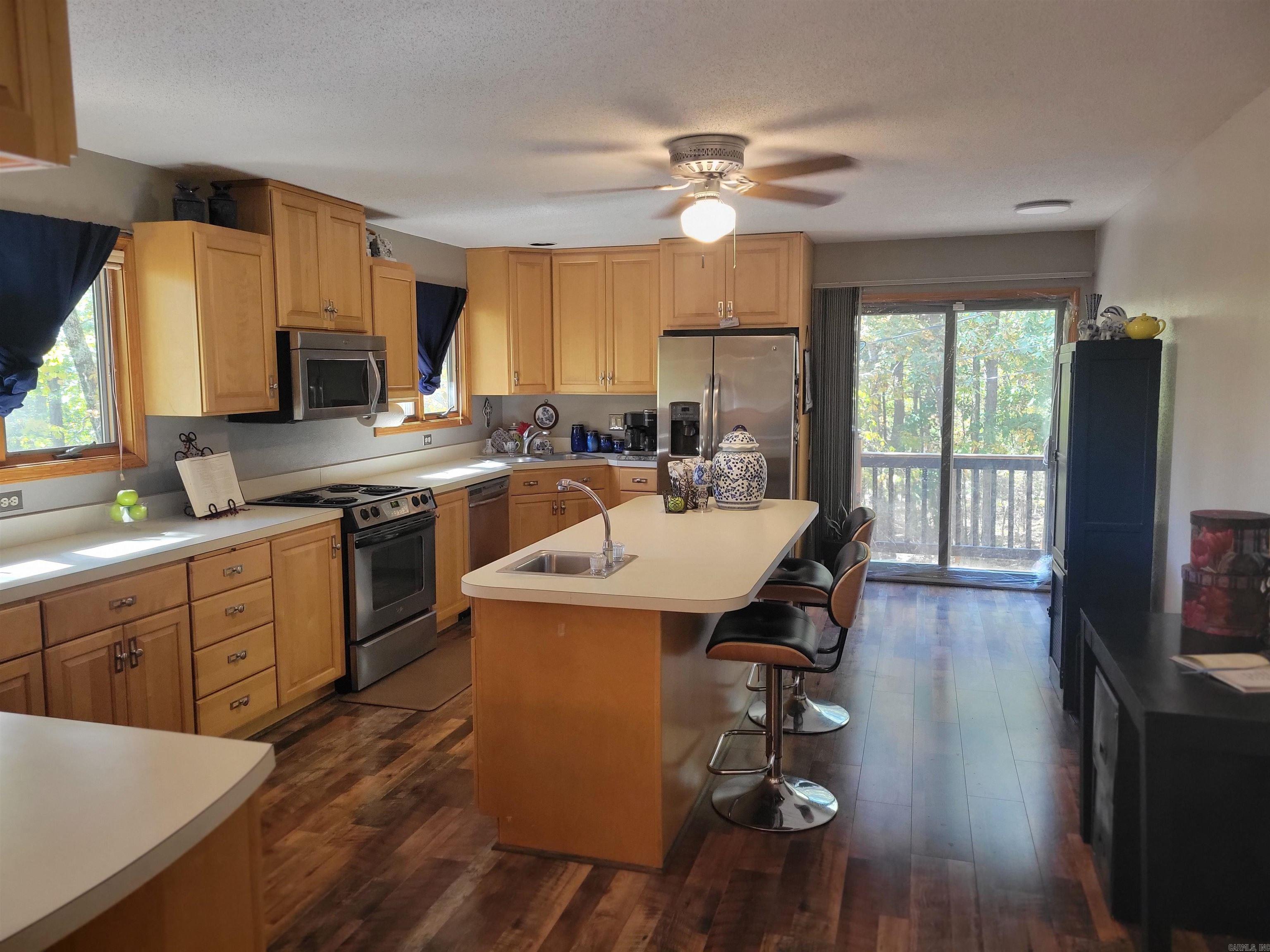 INDIAN HILLS - Residential