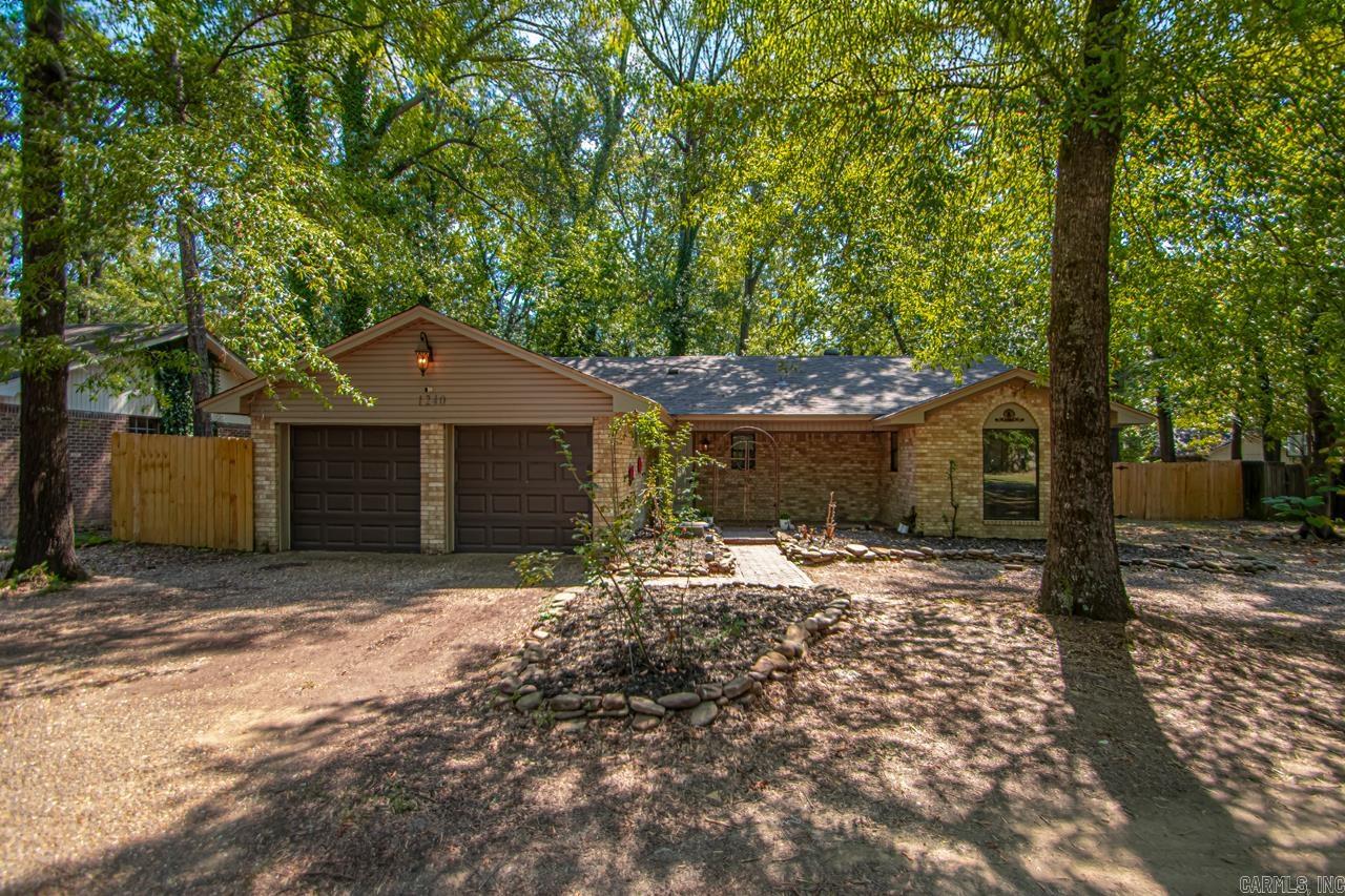 SMOKING OAKS ADD - Residential