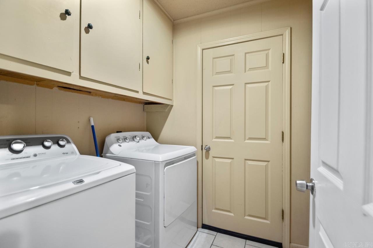 SMOKING OAKS ADD - Residential