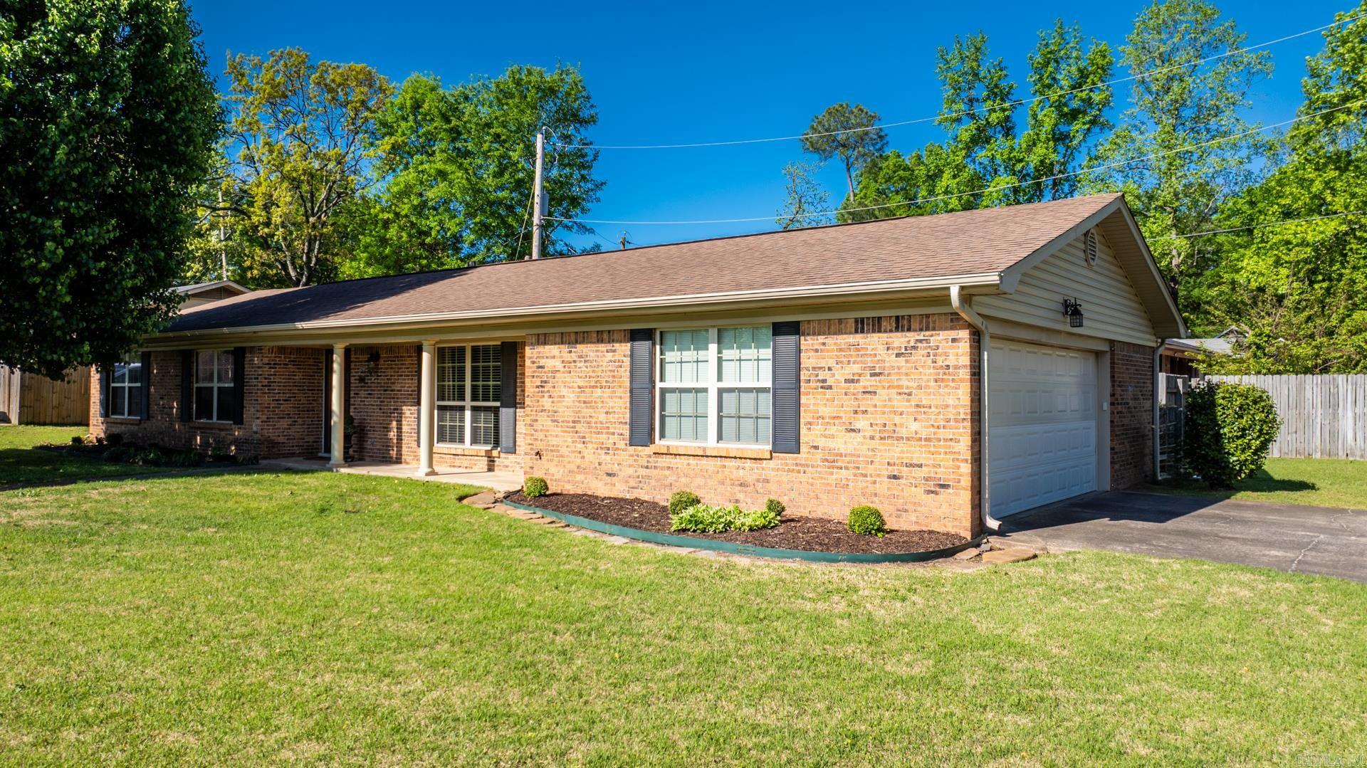 Royal Manor - Residential