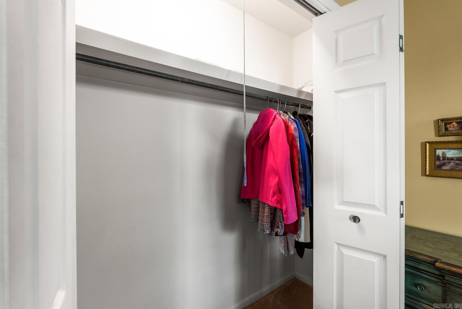 Royal Manor - Residential