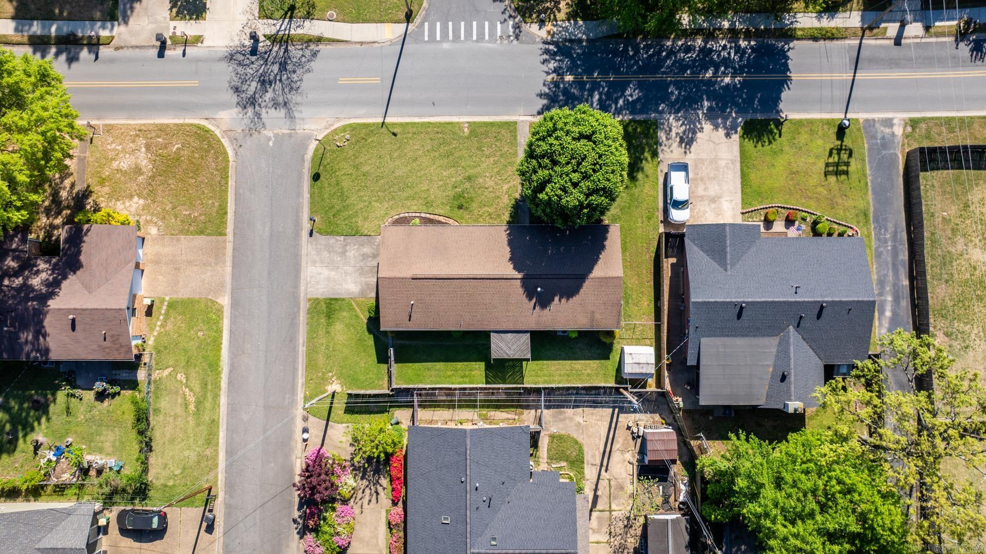 Royal Manor - Residential