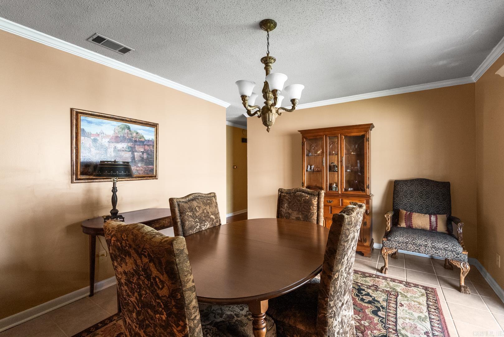 Royal Manor - Residential