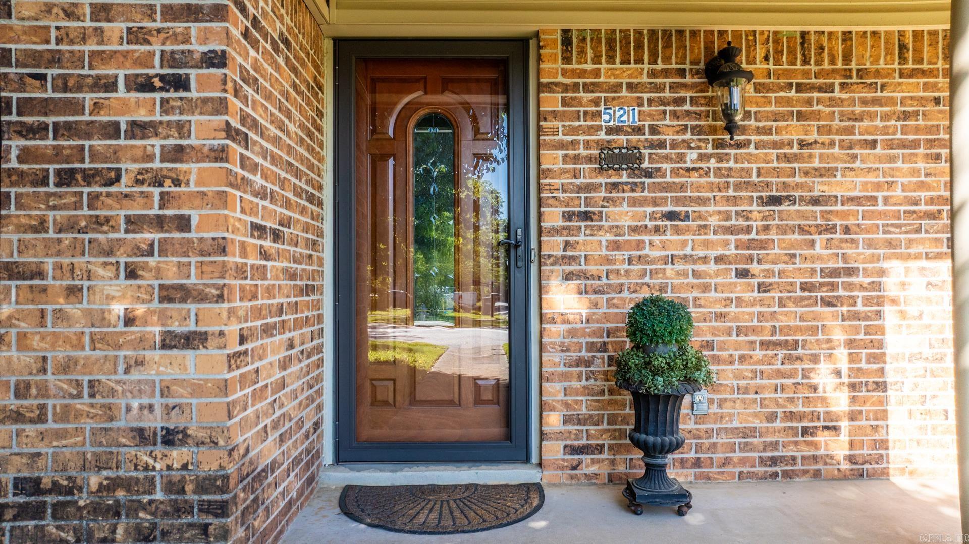 Royal Manor - Residential