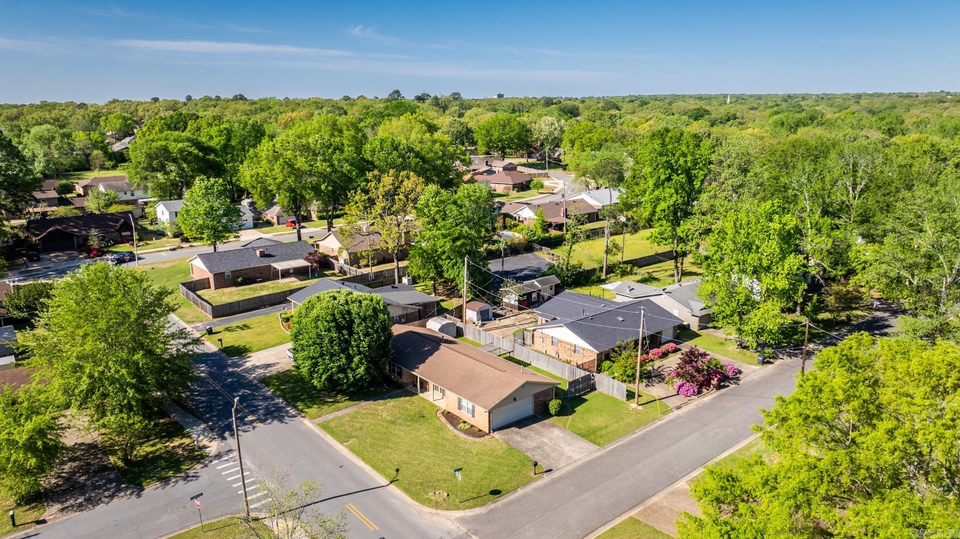 Royal Manor - Residential