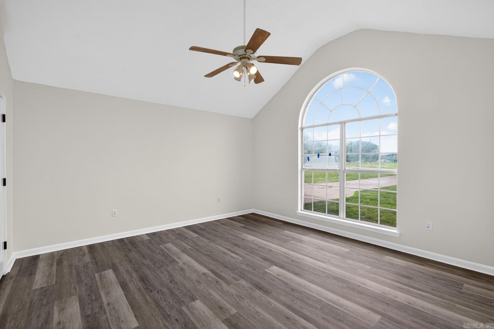 GREEN MEADOWS - Residential