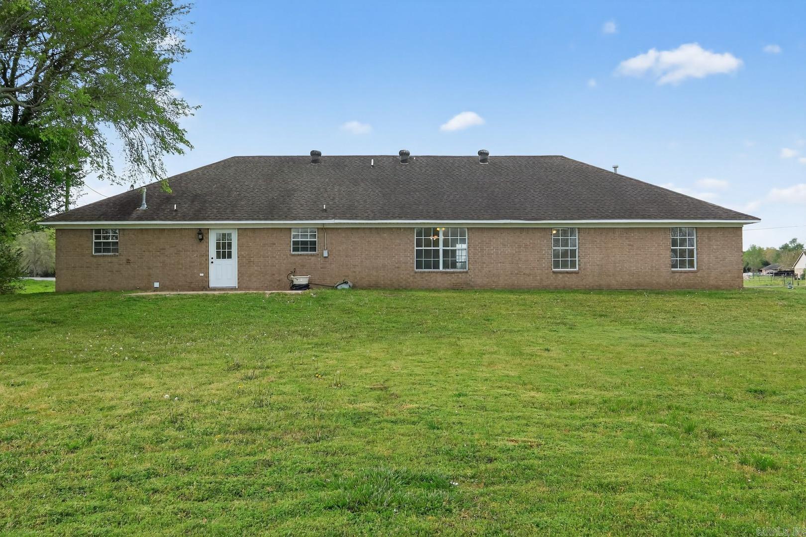 GREEN MEADOWS - Residential