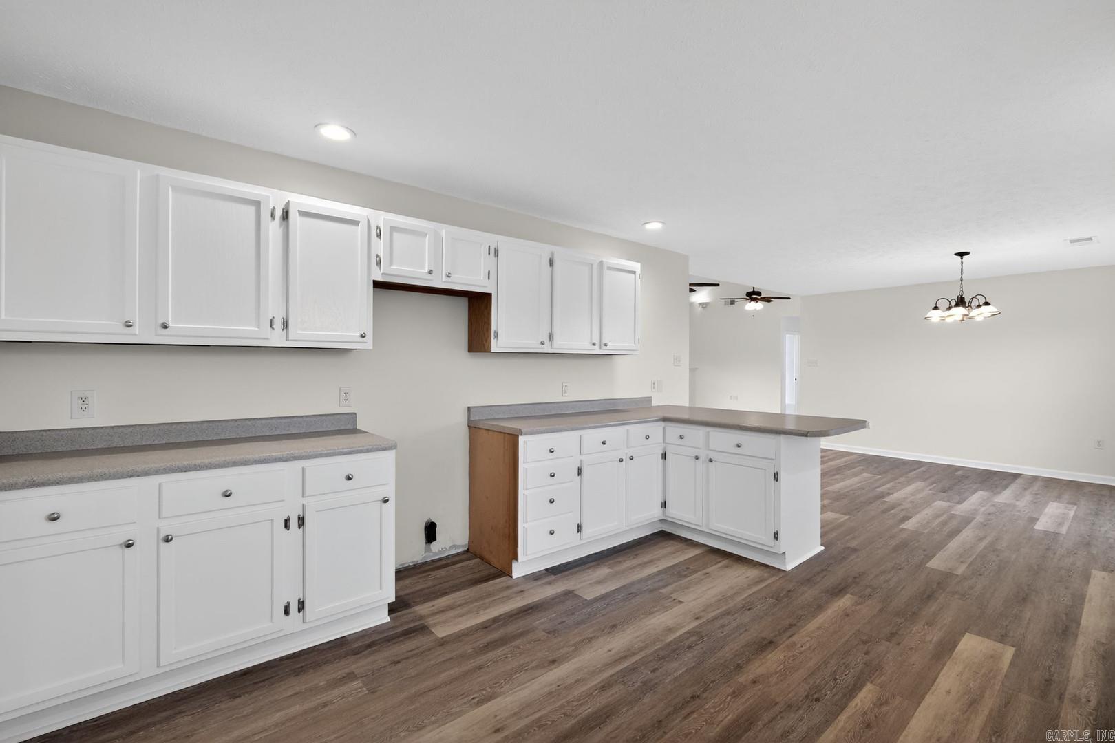 GREEN MEADOWS - Residential