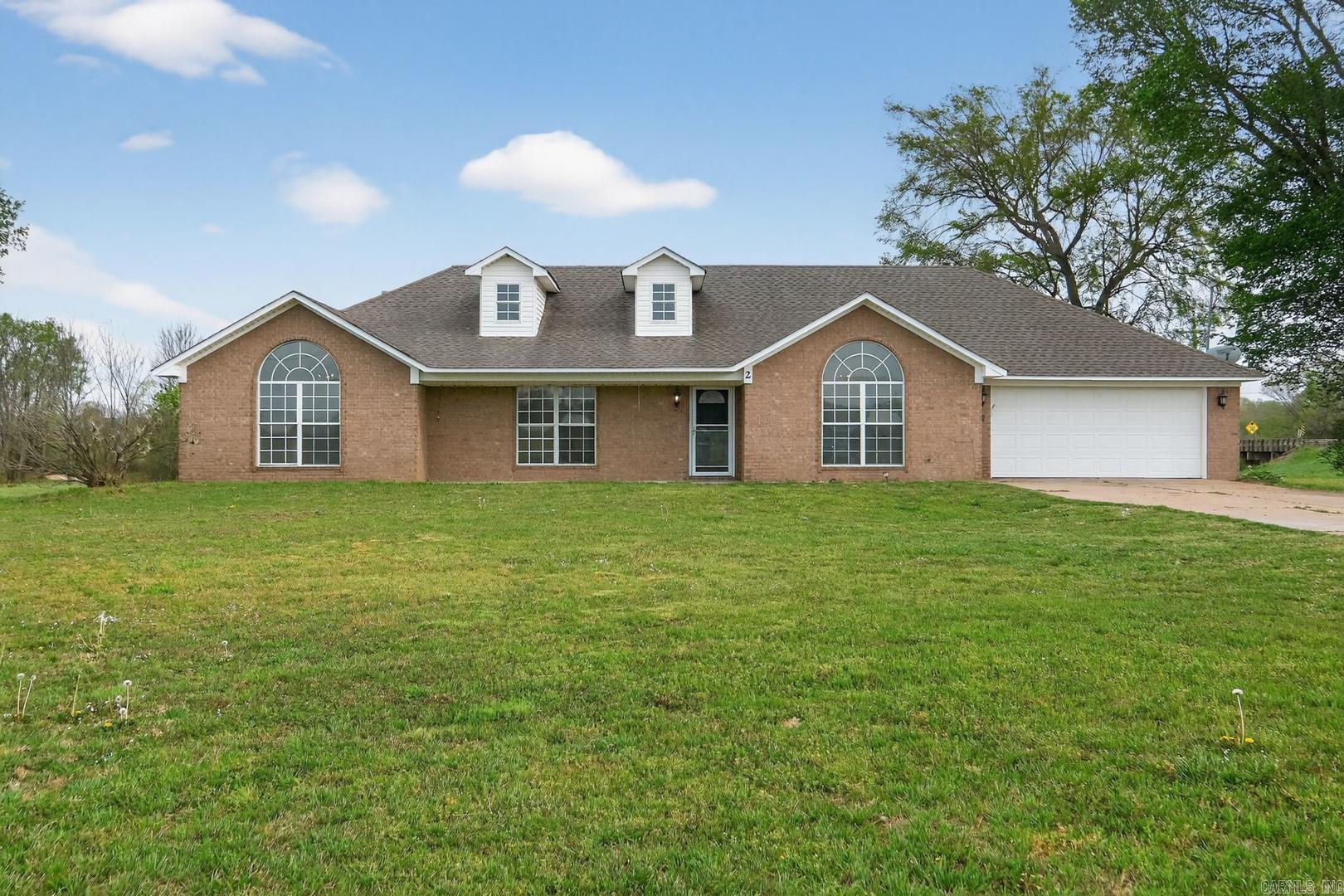 GREEN MEADOWS - Residential