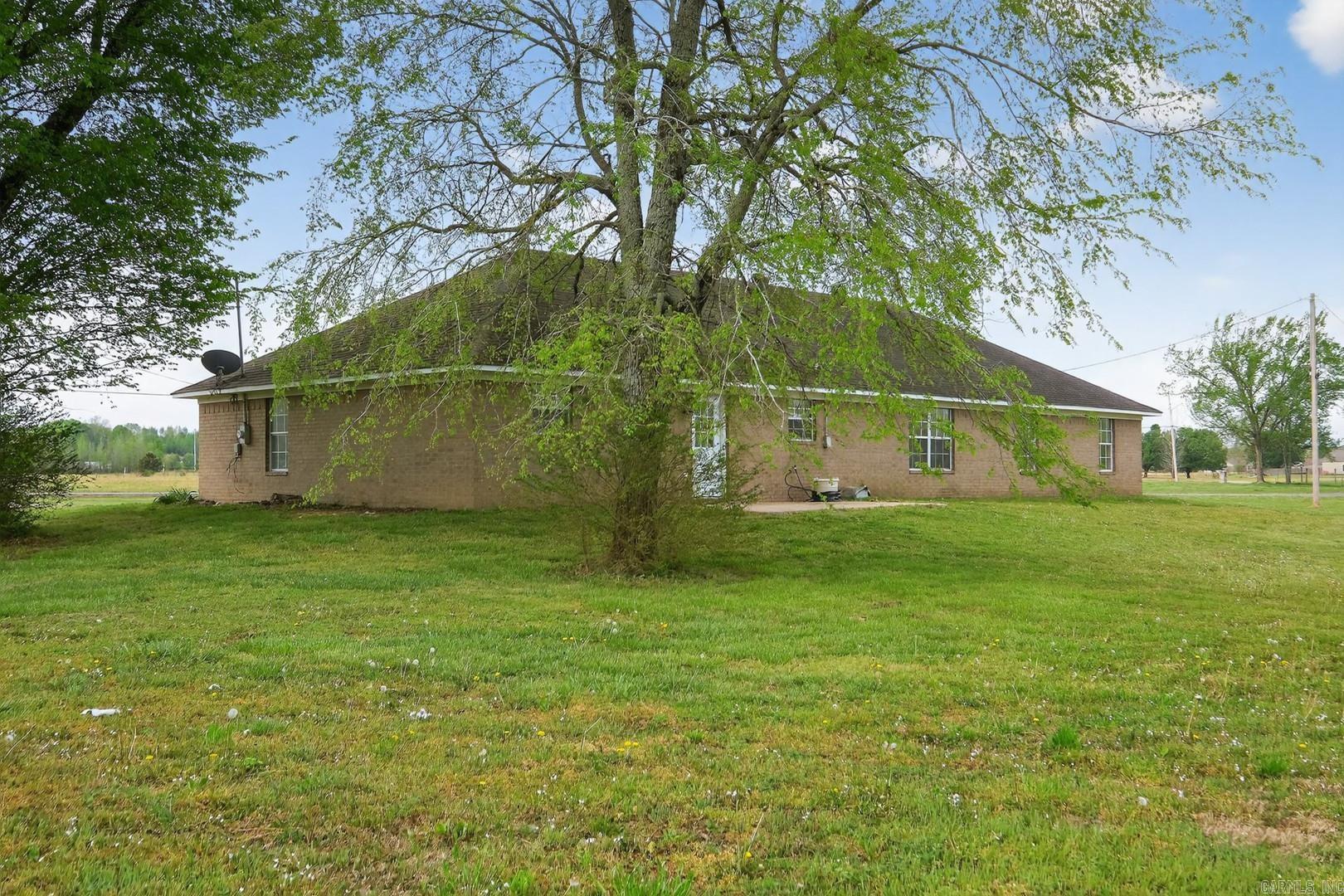 GREEN MEADOWS - Residential