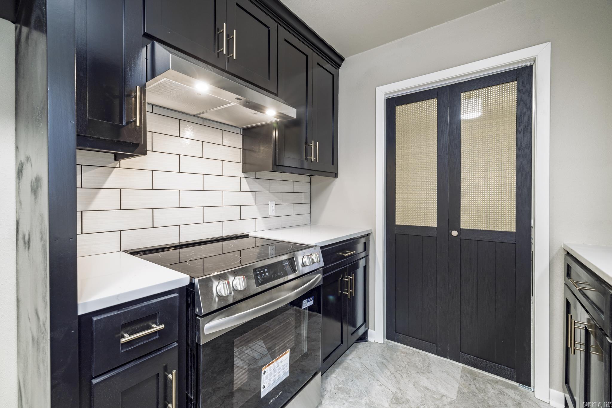 J O WEST ADDN - Residential