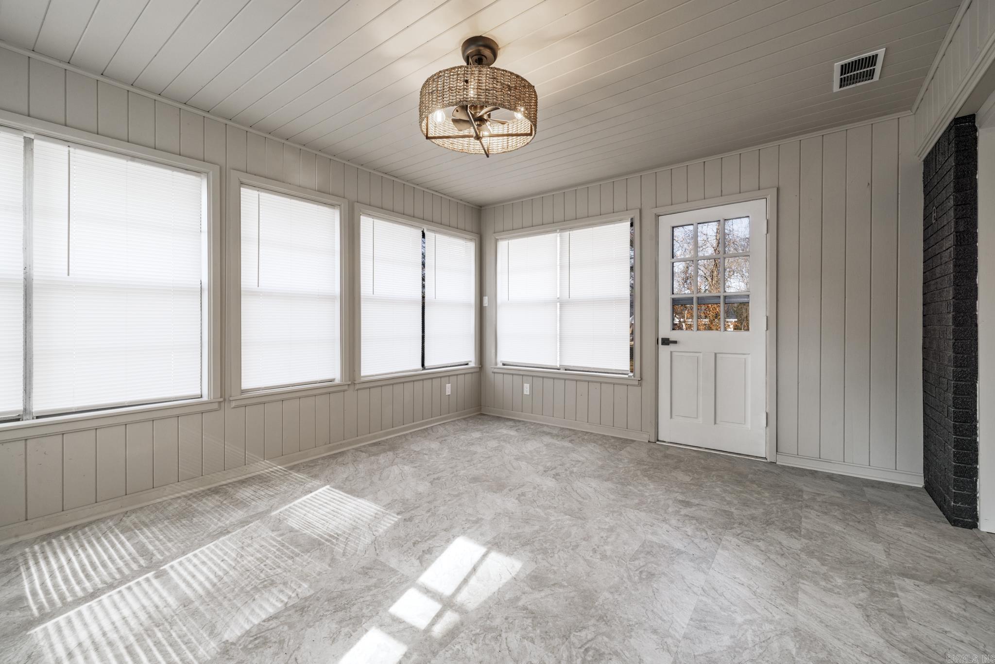 J O WEST ADDN - Residential