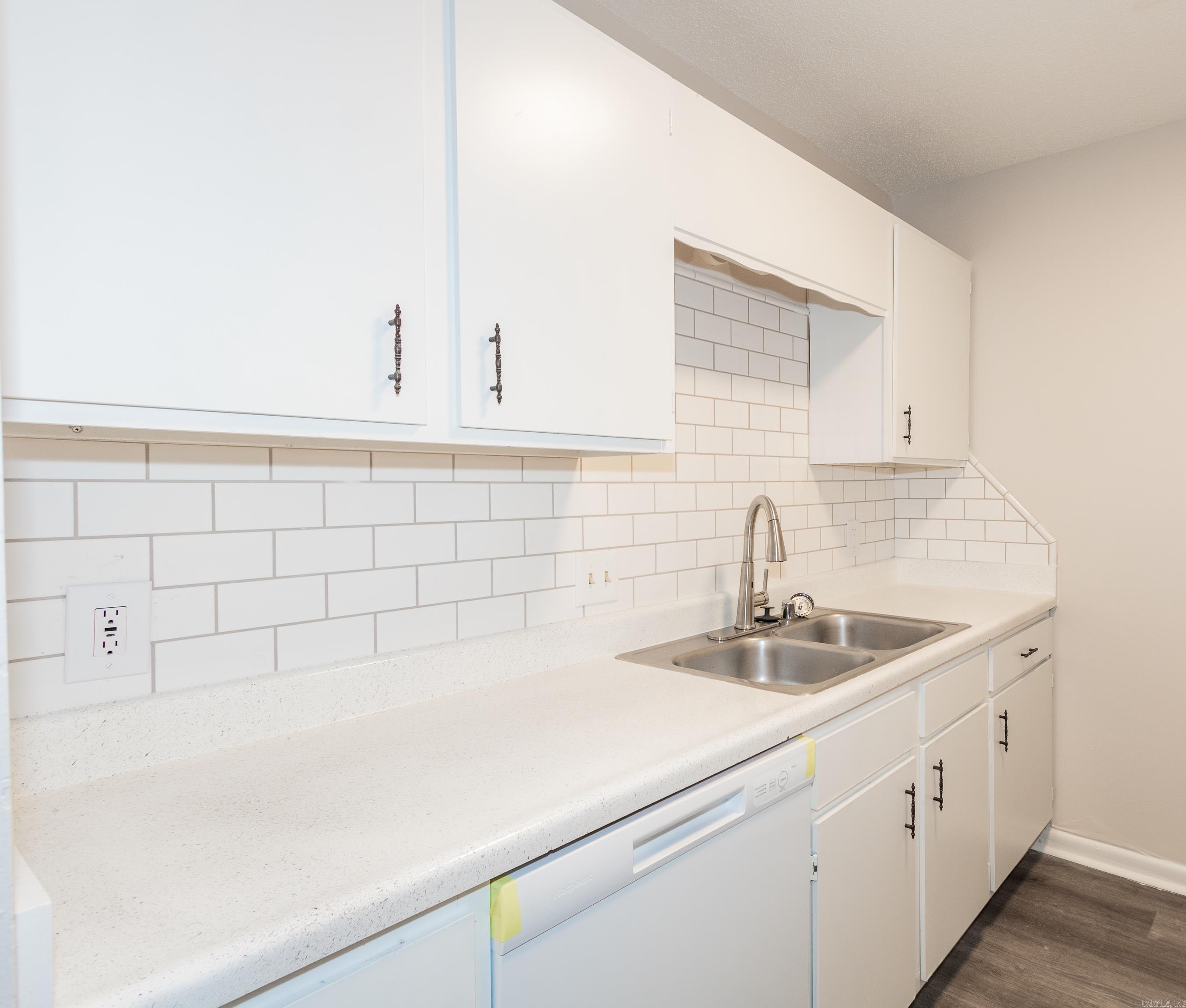 White Water Estates - Residential Lease