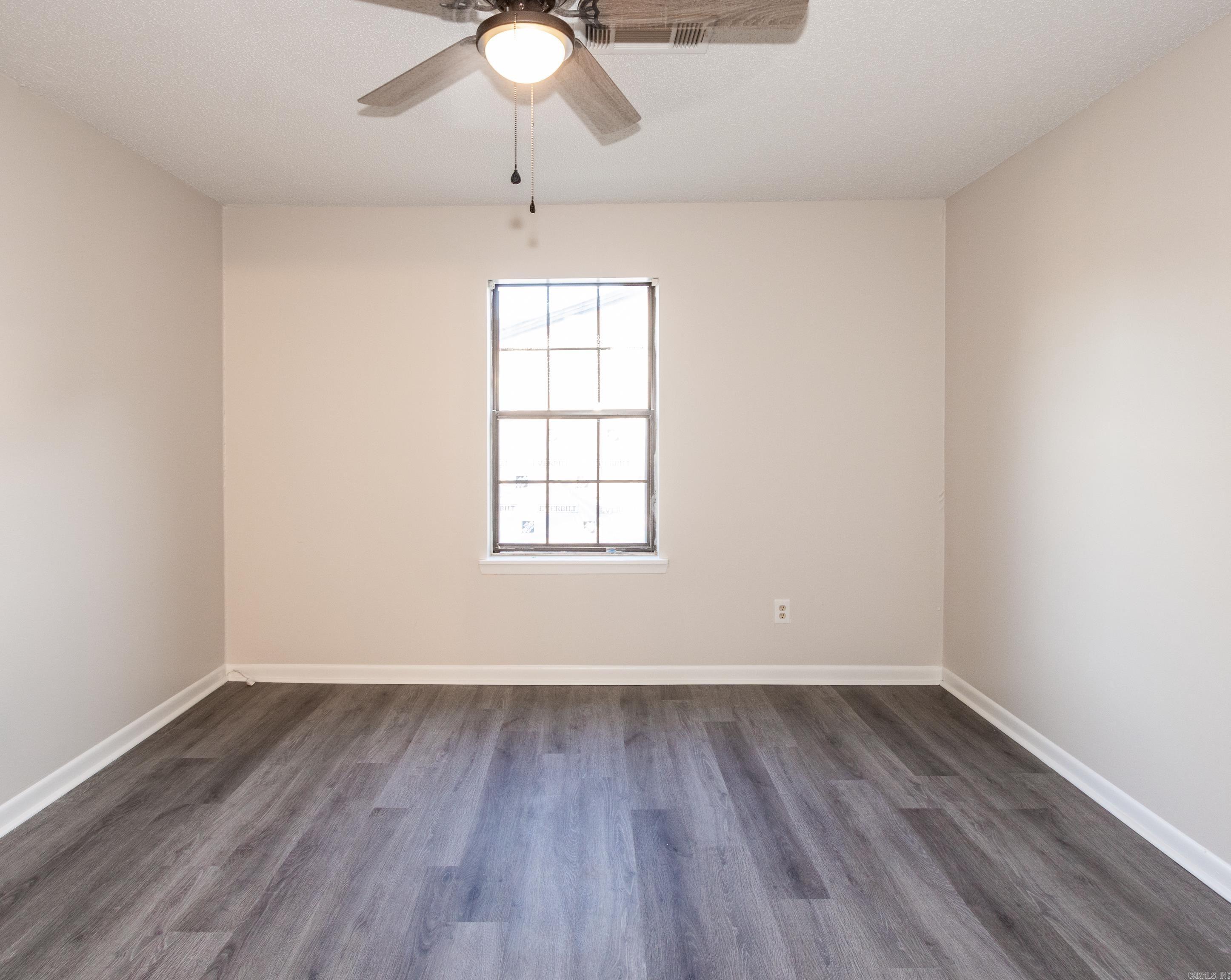 White Water Estates - Residential Lease