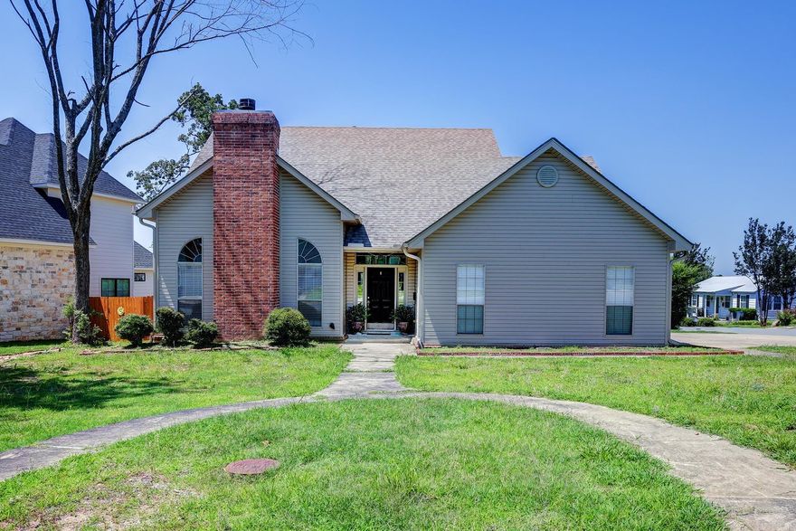 Check out this cozy 3br 2.5ba- 2 story home in Cammack Village/Heights on a large corner lot with a 2 car garage. Downstairs you will find the large living room, nice kitchen with pantry and breakfast nook, formal dining room, a 1.2 bath for your guests to use and the primary bedroom with bathroom with dual vanities, tub and separate shower, and large walk in closet. Upstairs you will find access to the attic, two bedrooms both with large closets connected by a Jack and Jill bathroom. Large yard on corner lot! Front entry and Living Room are 12' ceilings, the rest of the downstairs are 9' ceilings while the Upstairs are 8' ceilings.